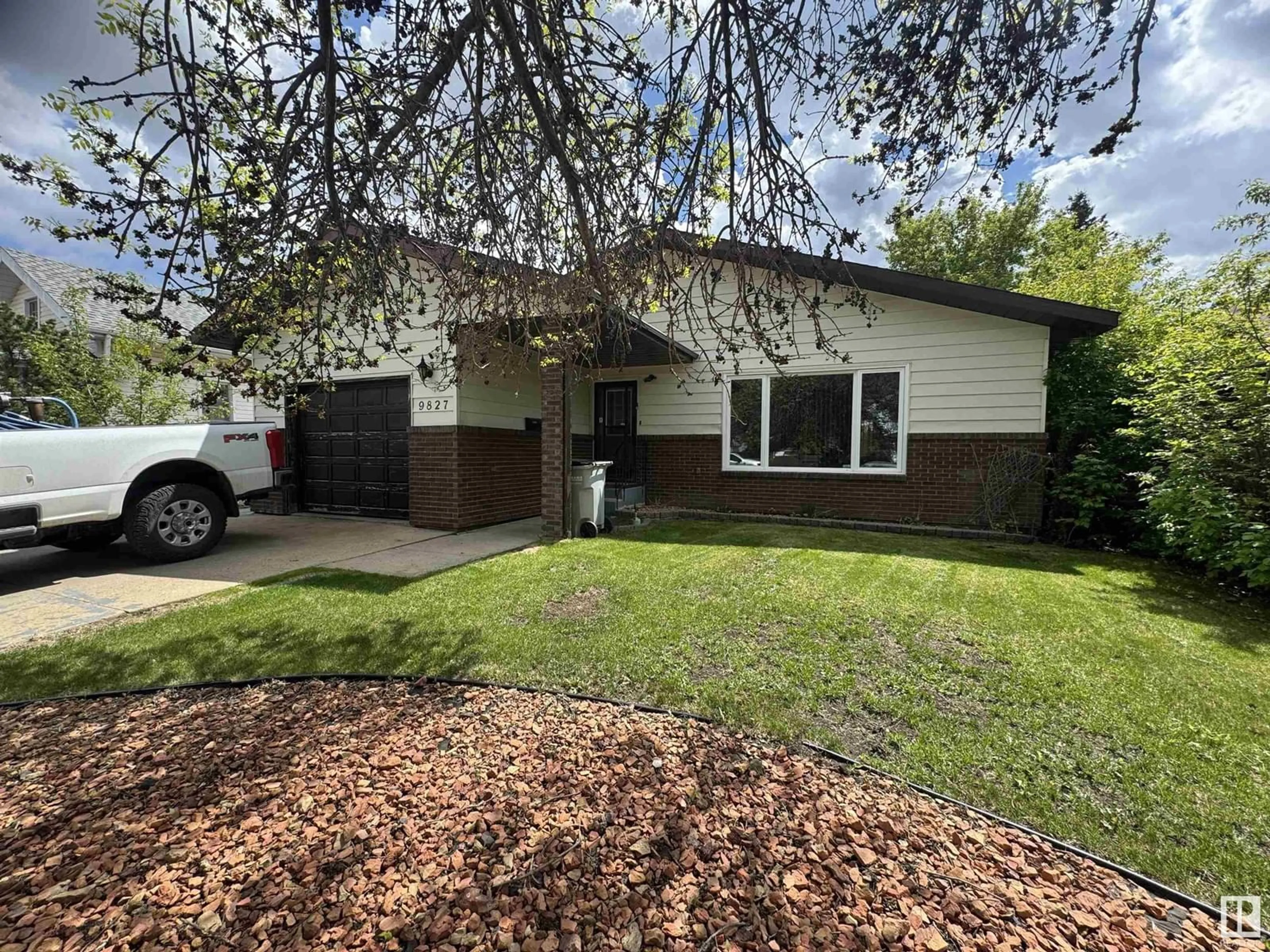 Unknown for 9827 106 ST, Westlock Alberta T7P1S4