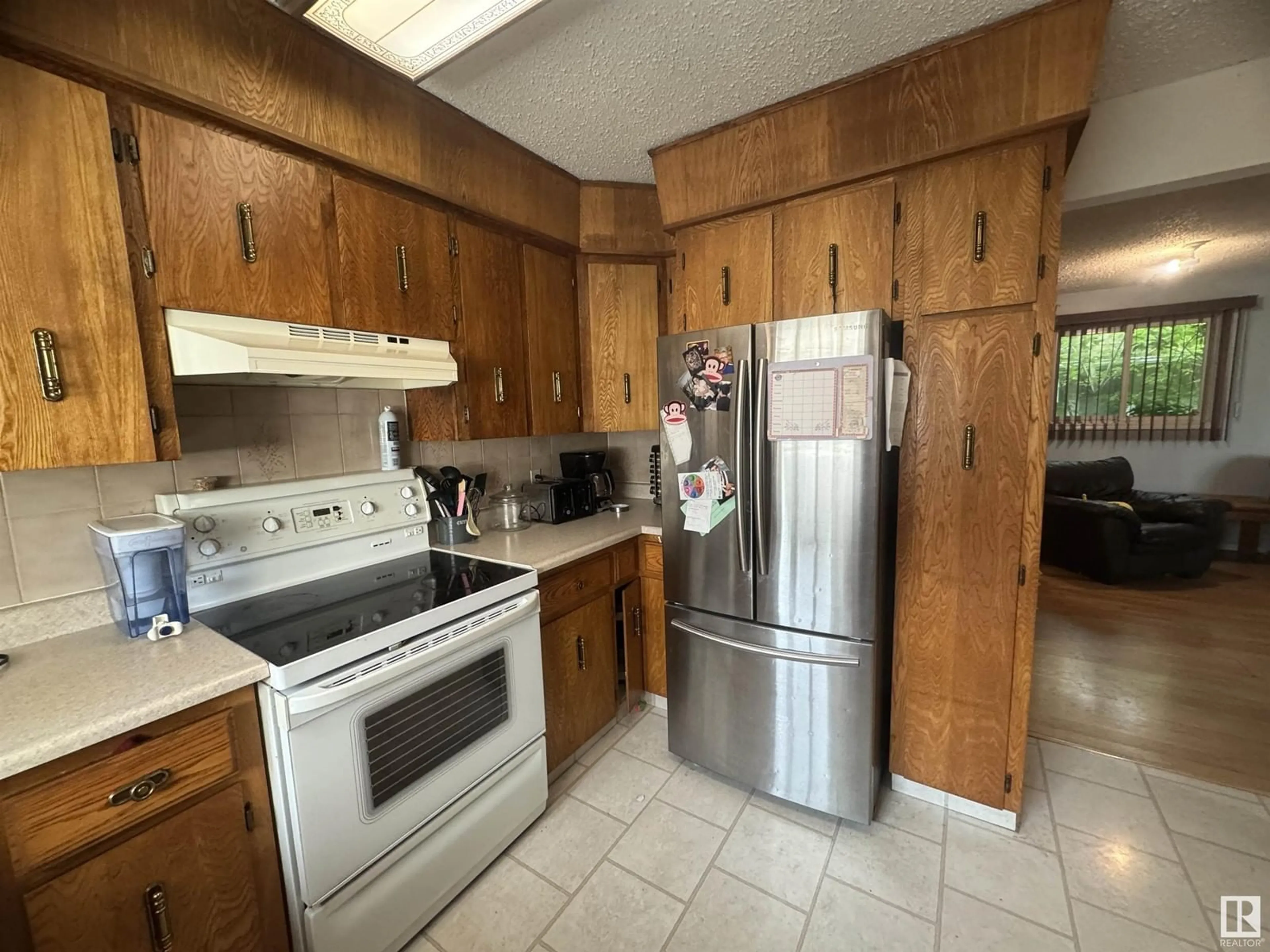 Standard kitchen, unknown for 9827 106 ST, Westlock Alberta T7P1S4