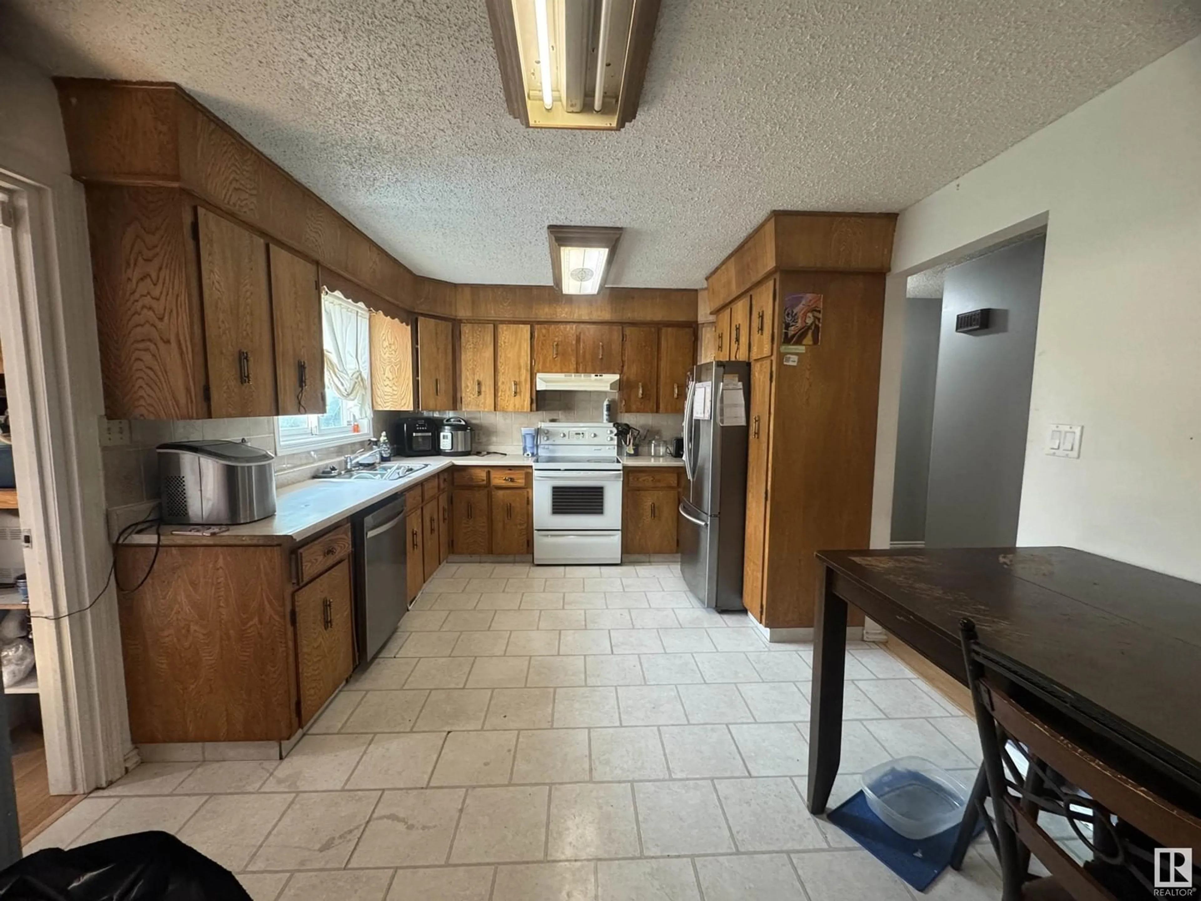 Unknown for 9827 106 ST, Westlock Alberta T7P1S4