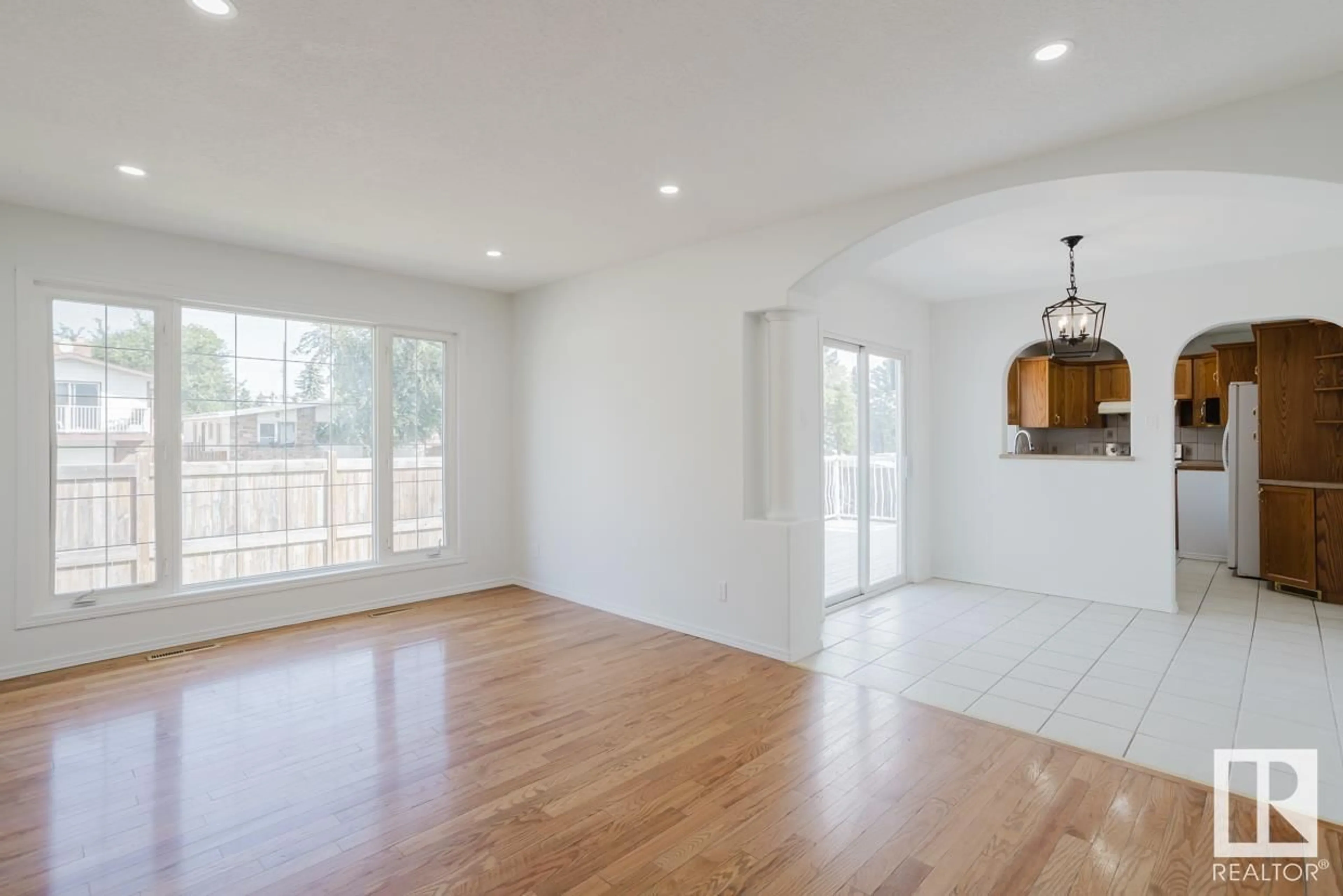 A pic of a room for 9307 128 AV, Edmonton Alberta T5E0H3