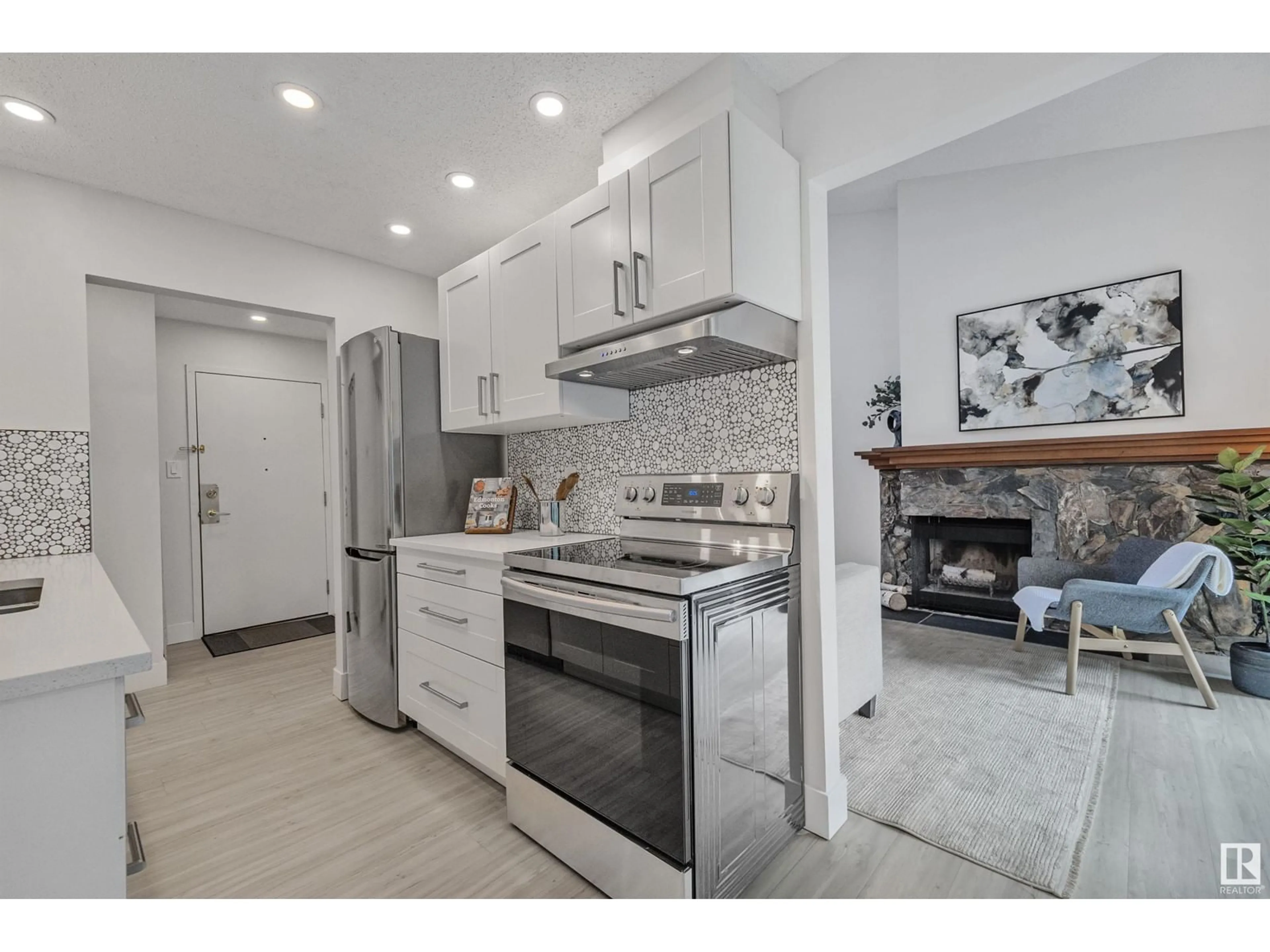Open concept kitchen, ceramic/tile floor for #40 - 10160 119 ST, Edmonton Alberta T5K1Y9
