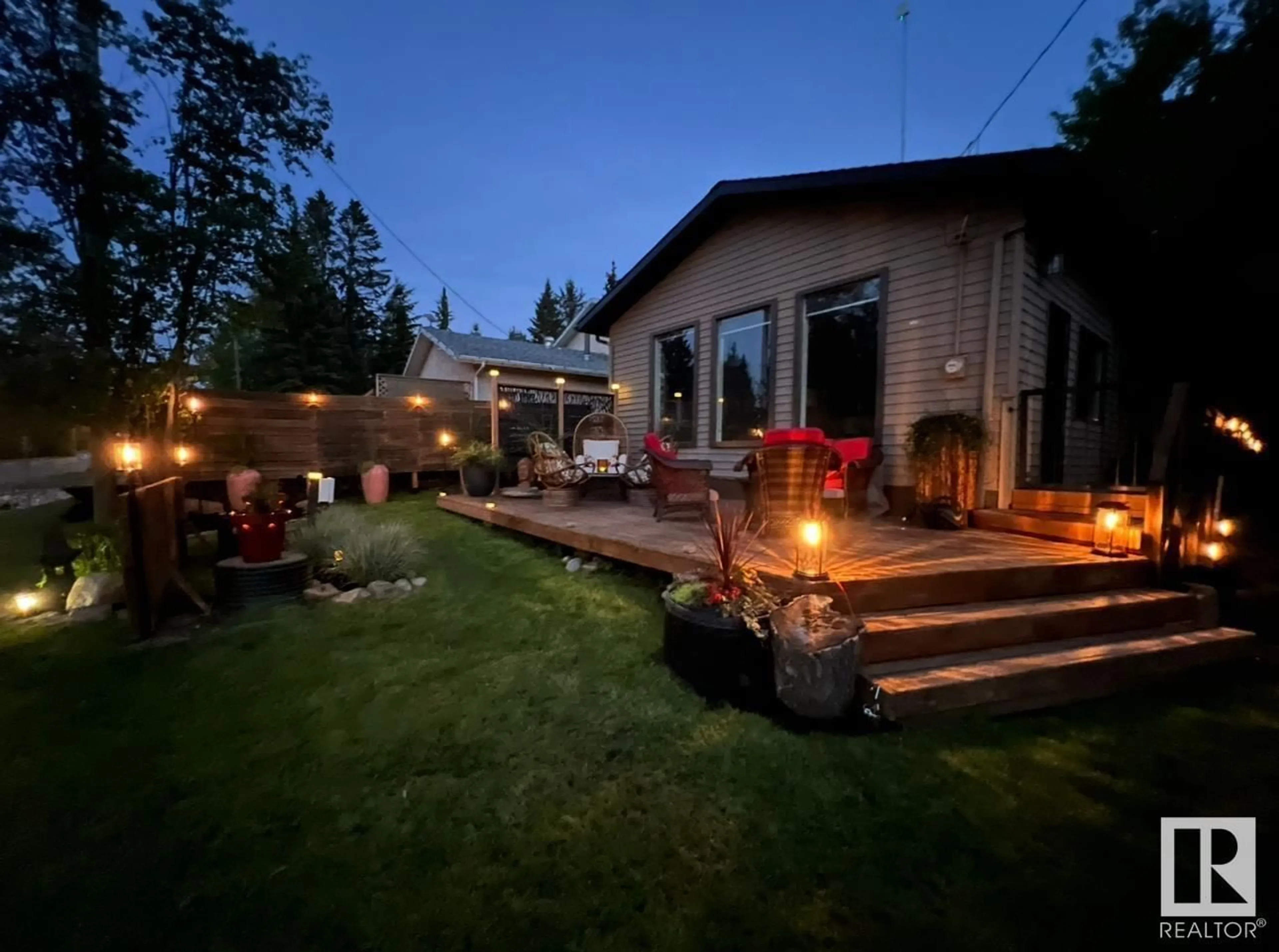 Patio, unknown for 213 CRYSTAL SPRINGS DR, Rural Wetaskiwin County Alberta T0C2V0