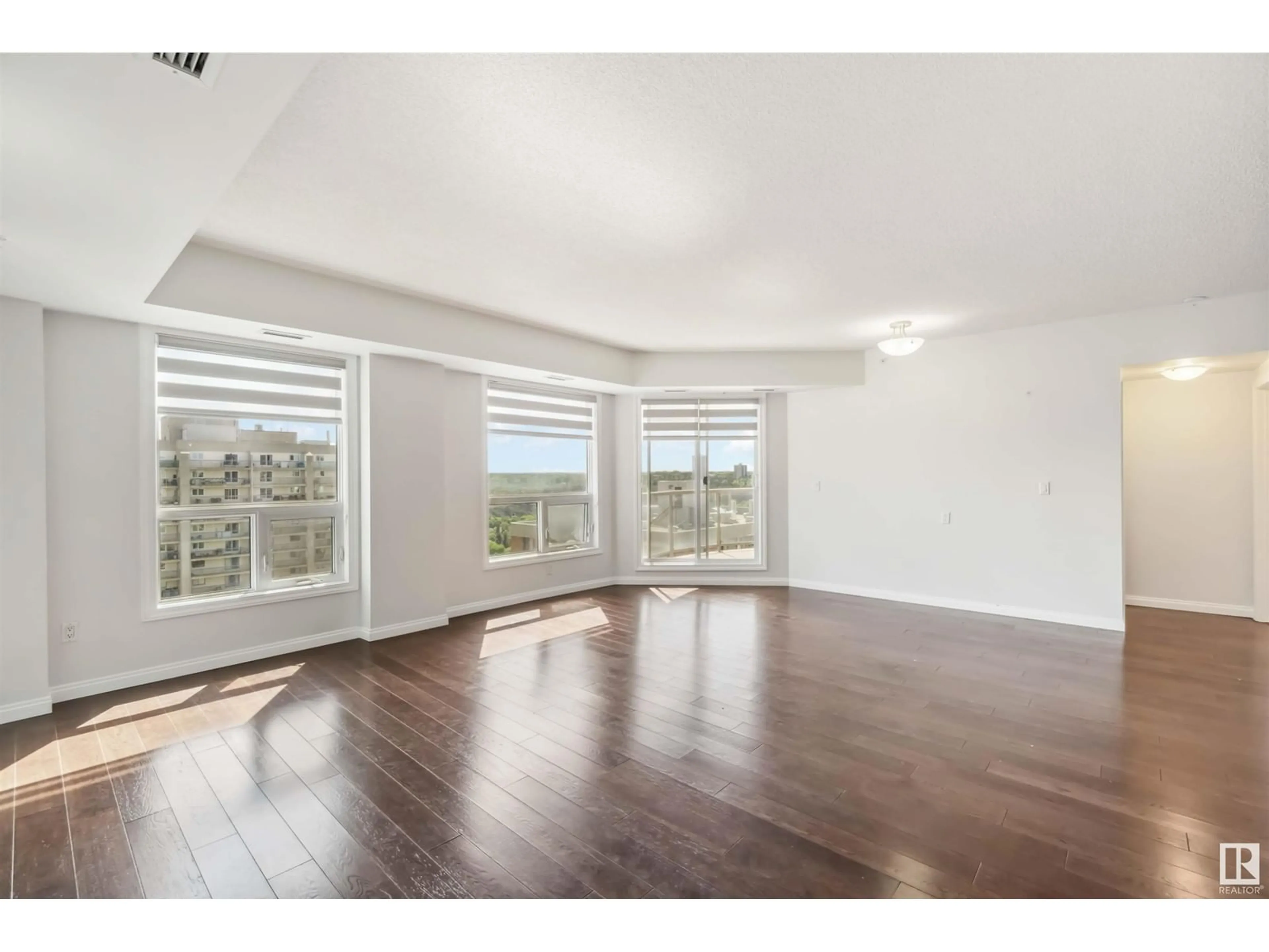A pic of a room for 9819 - 1102 104 ST NW, Edmonton Alberta T5K0Y8