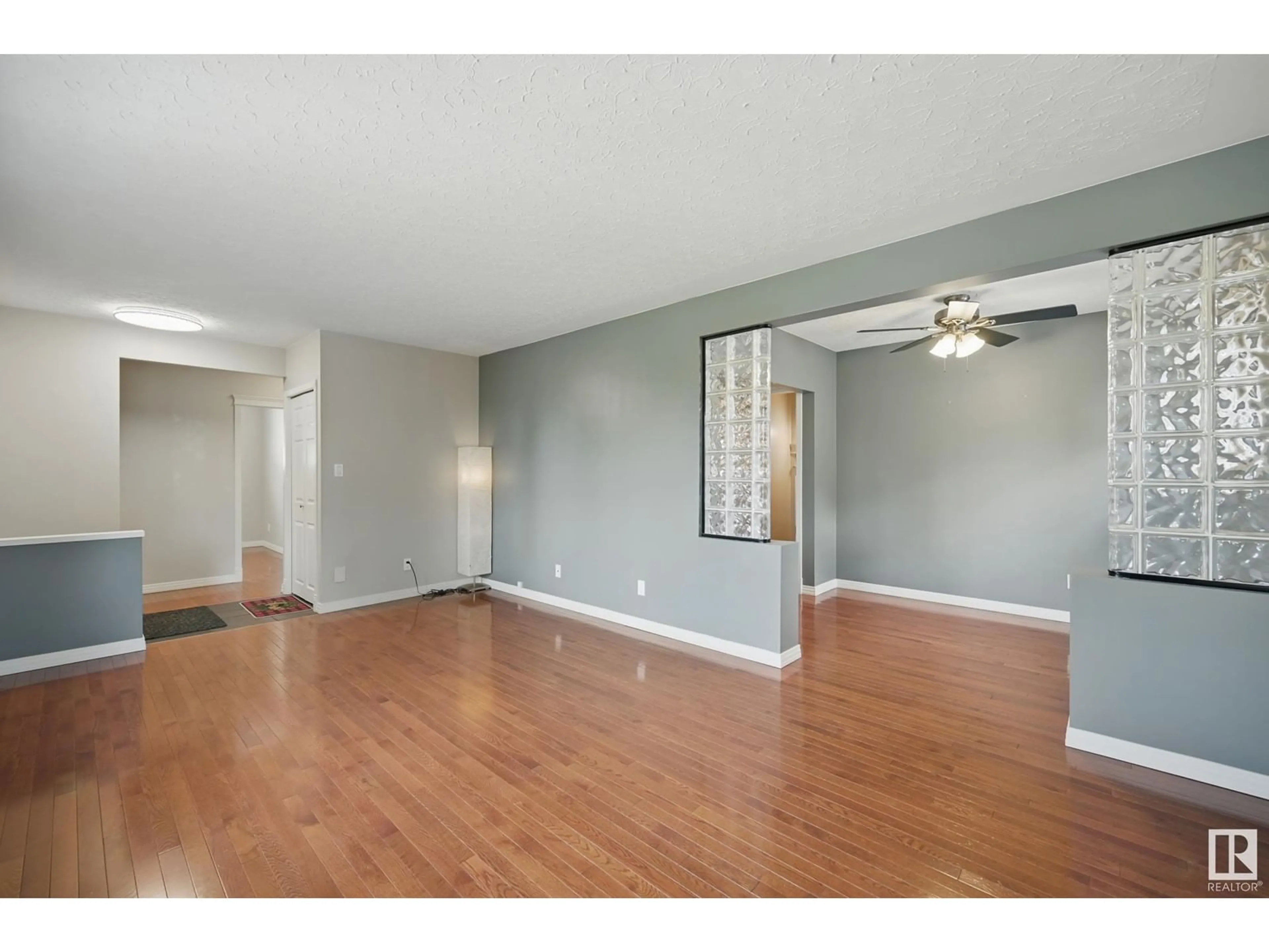 A pic of a room for 8828 135 AV, Edmonton Alberta T5E1N3