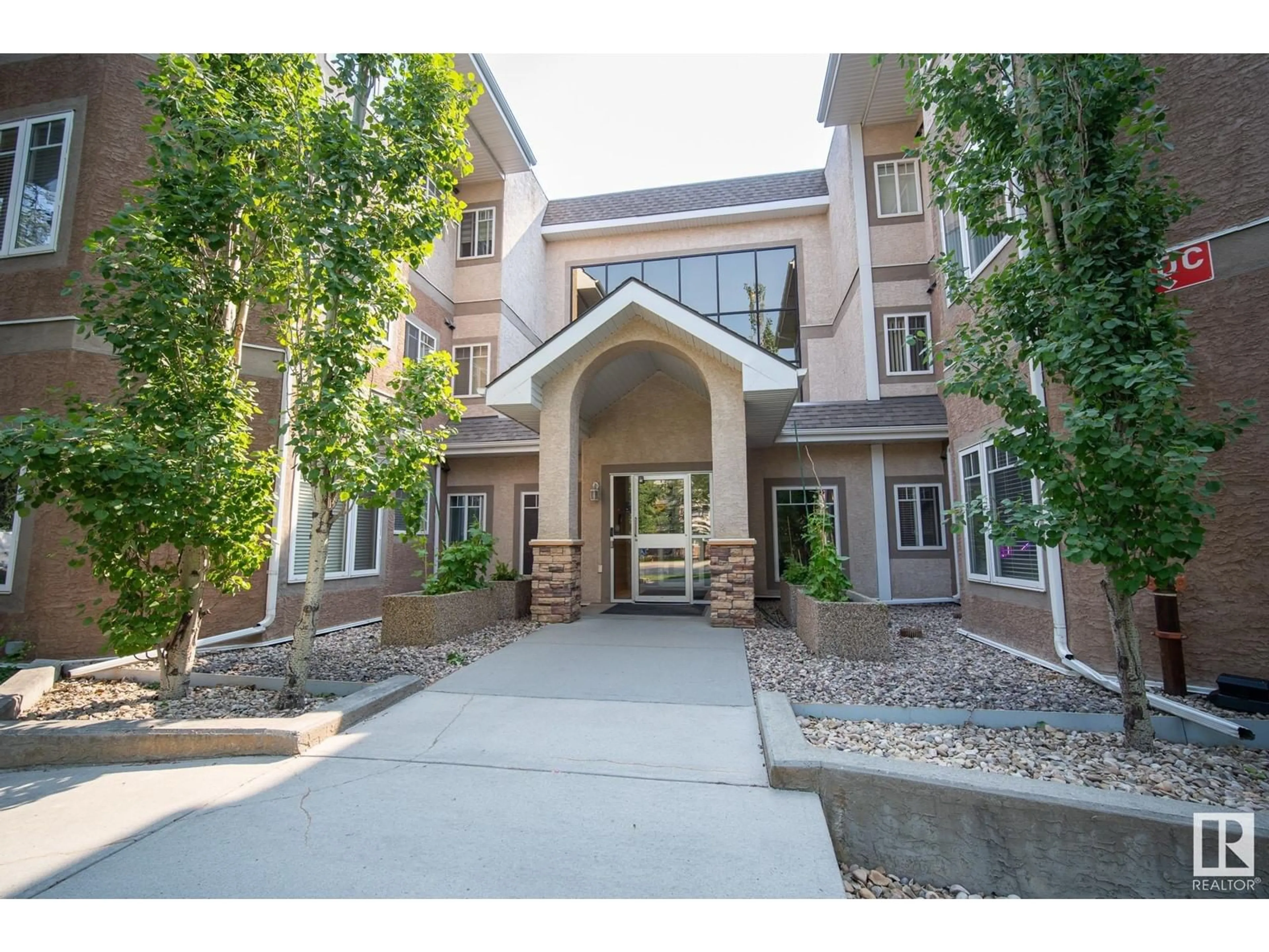 Indoor foyer for #317 - 8931 156 ST, Edmonton Alberta T5R1Y6
