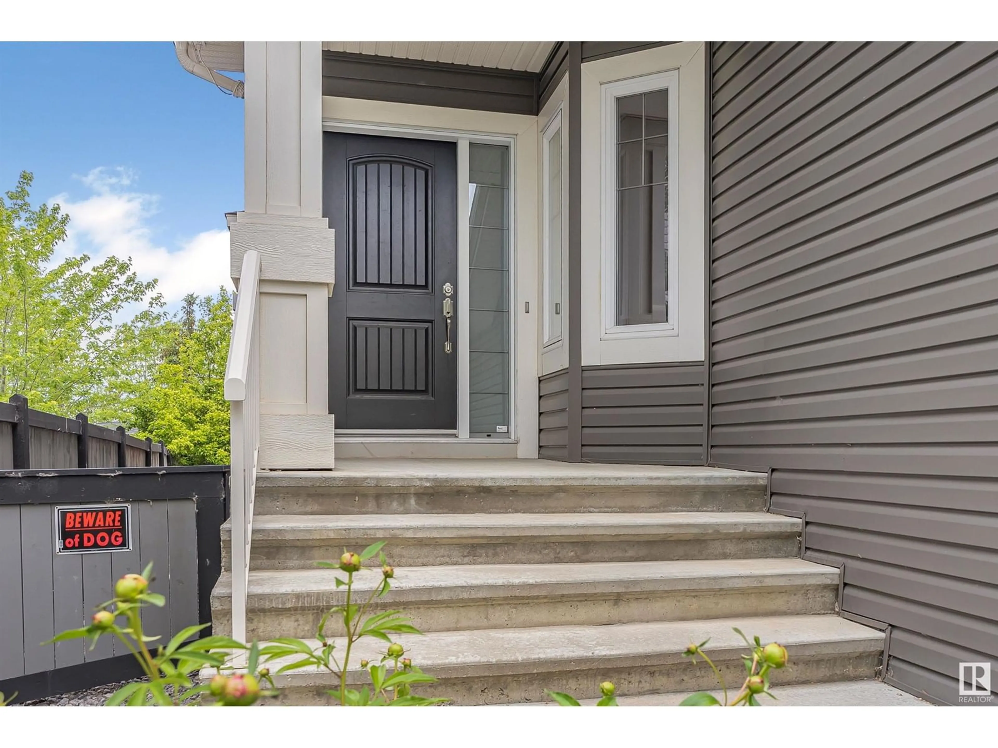 Unknown for 324 BRIDGEPORT PL, Leduc Alberta T9E0M2
