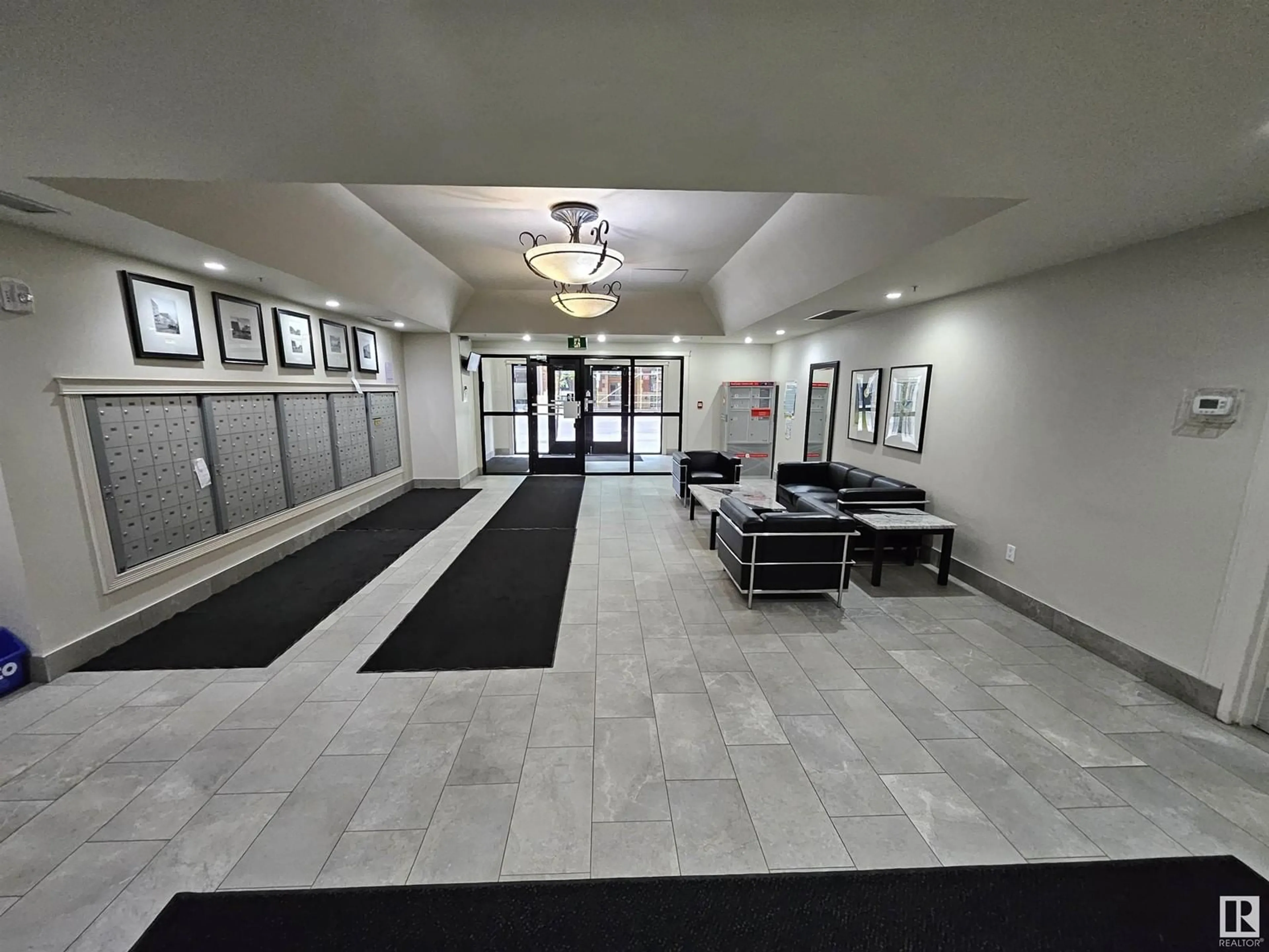 Lobby for 1501 - 10180 104 ST, Edmonton Alberta T5J1A7