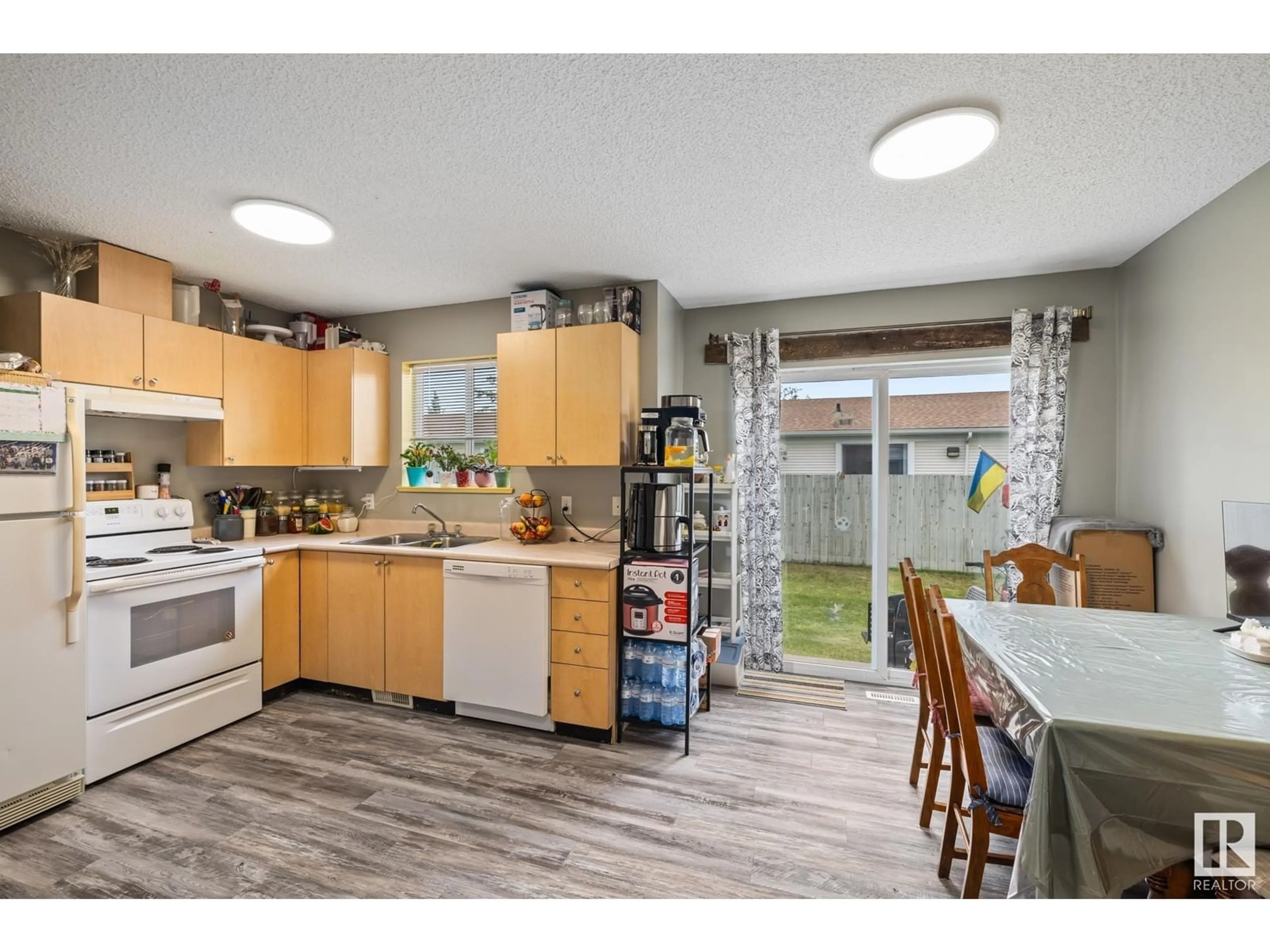 Open concept kitchen, unknown for #1003 - 610 KING ST, Spruce Grove Alberta T7X4J9