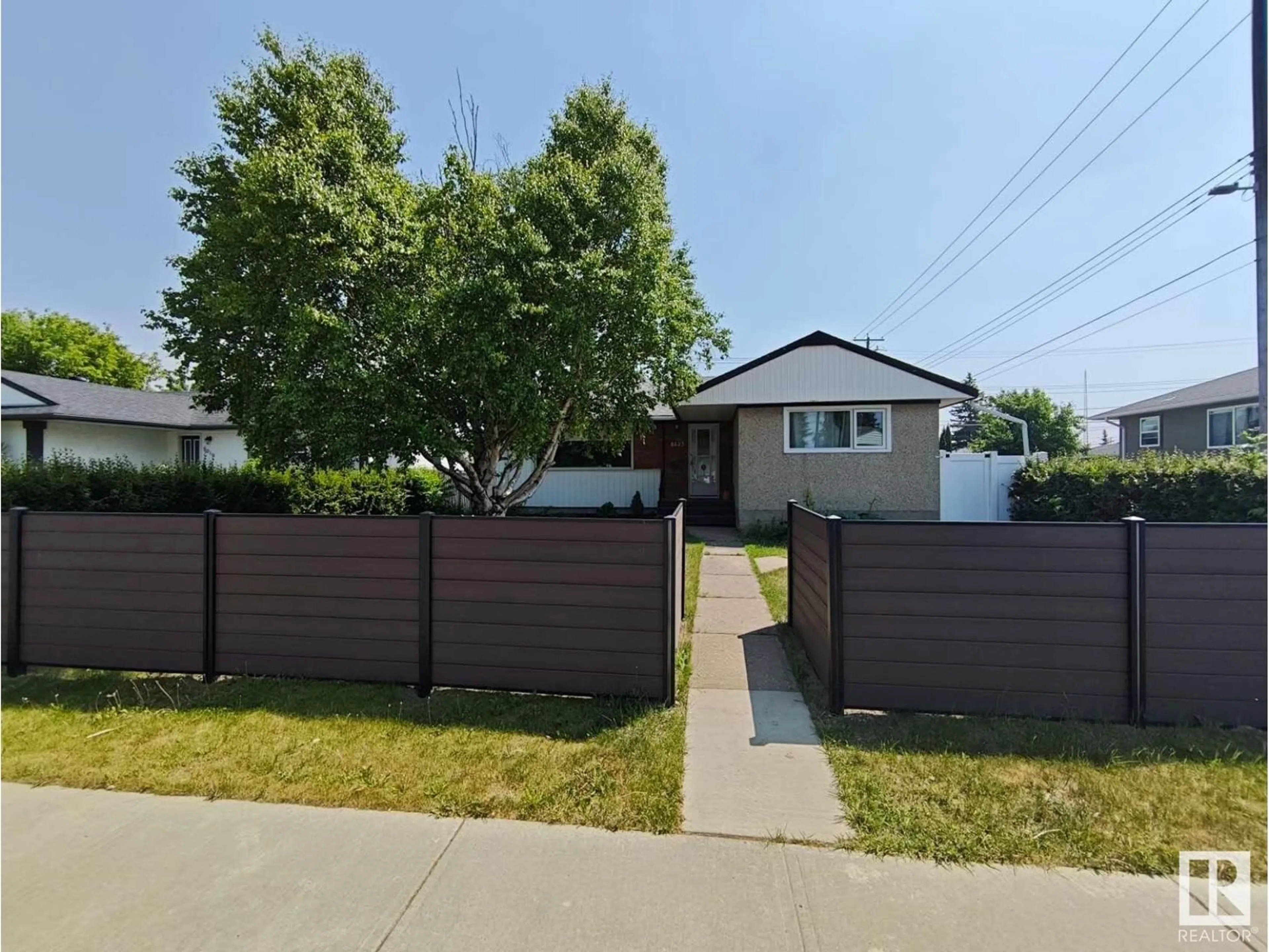 A pic from outside/outdoor area/front of a property/back of a property/a pic from drone, street for 8023 70 AV, Edmonton Alberta T6C0A6