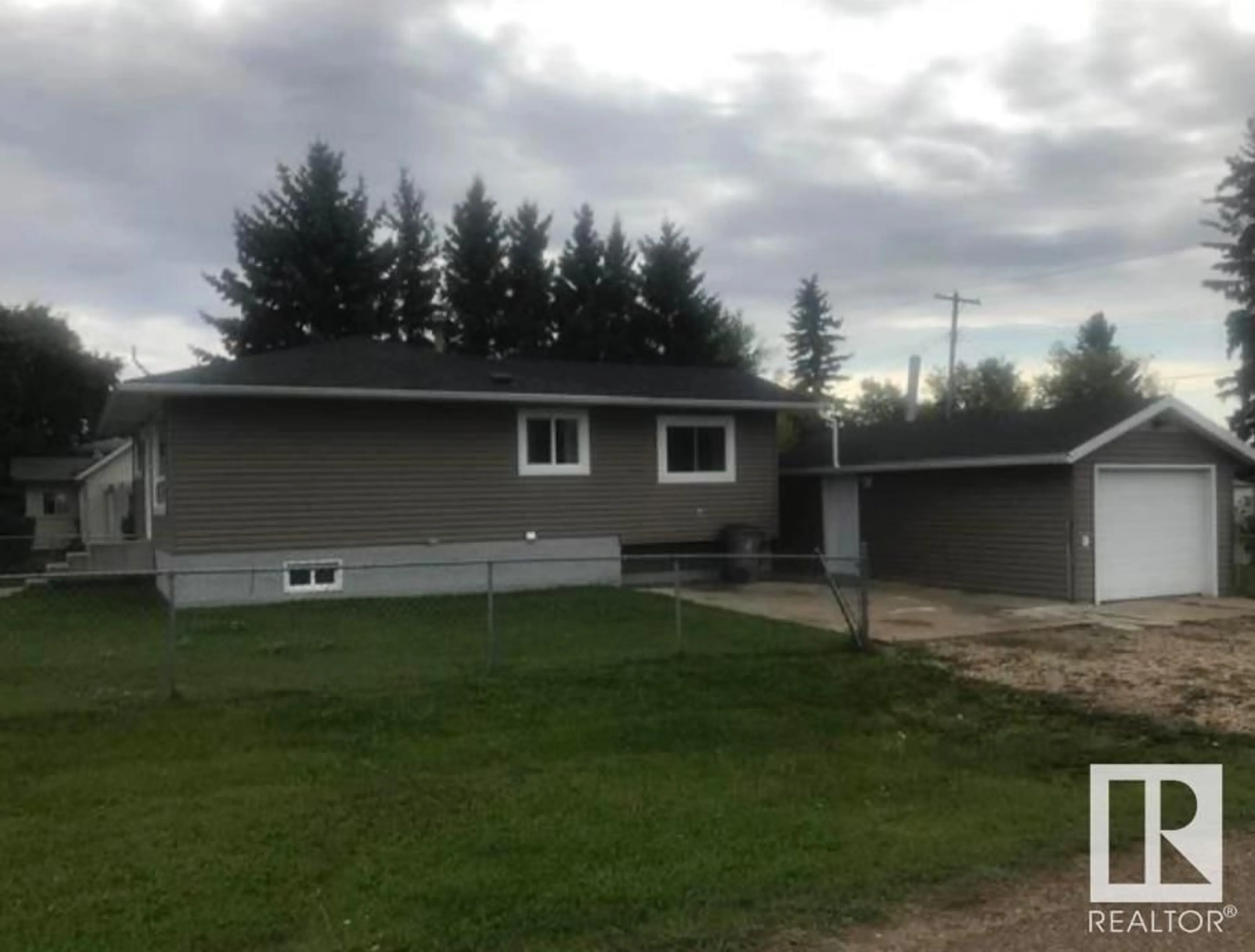 Unknown for 5035 52 AVE, Mundare Alberta T0B3H0