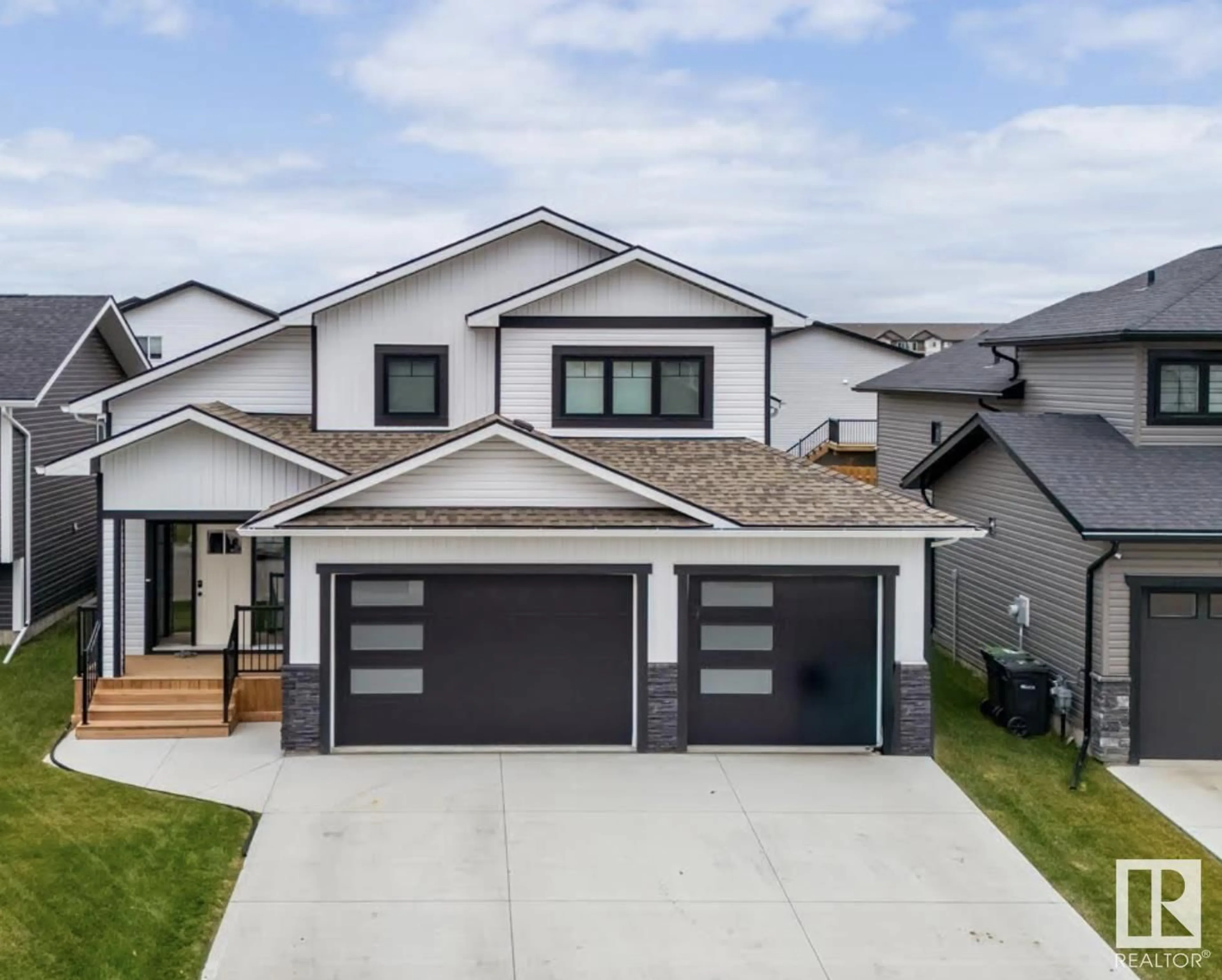 Home with vinyl exterior material, street for 502 LAKEWOOD CL, Cold Lake Alberta T9M0K7