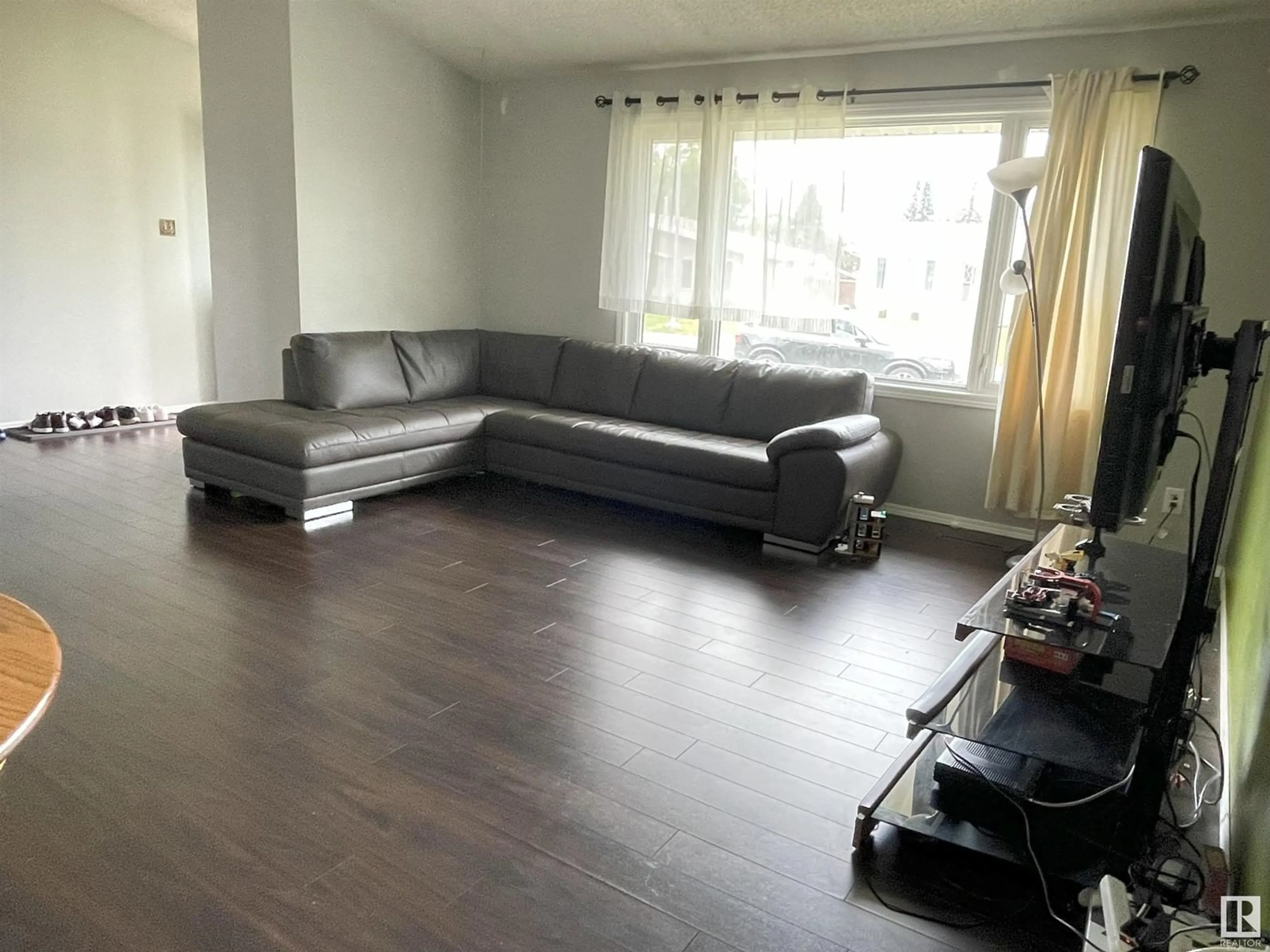 Living room with furniture, unknown for 16103 87A AV NW, Edmonton Alberta T5R4H6
