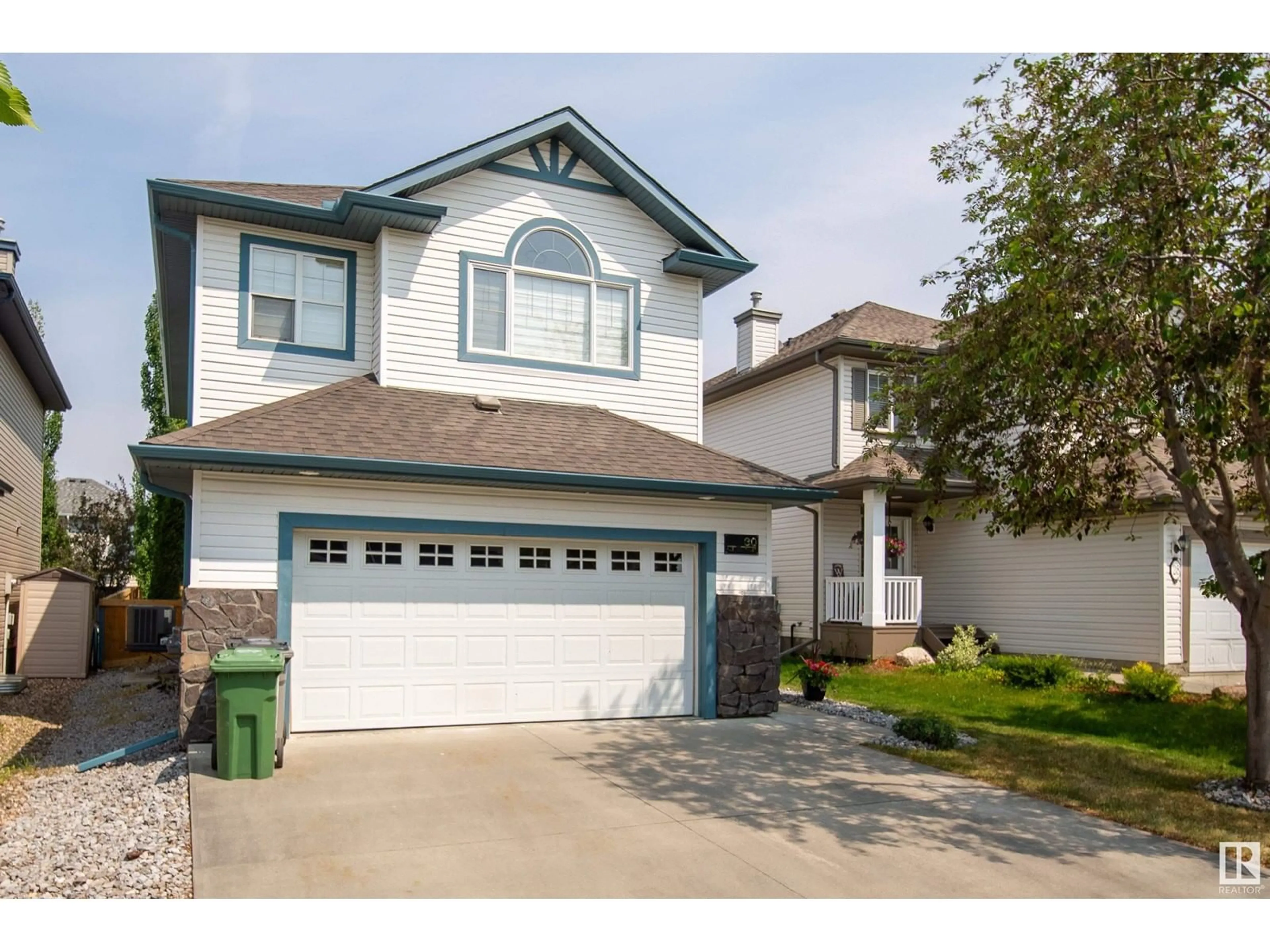 Home with vinyl exterior material, street for 30 RUE MONTALET, Beaumont Alberta T4X1S8