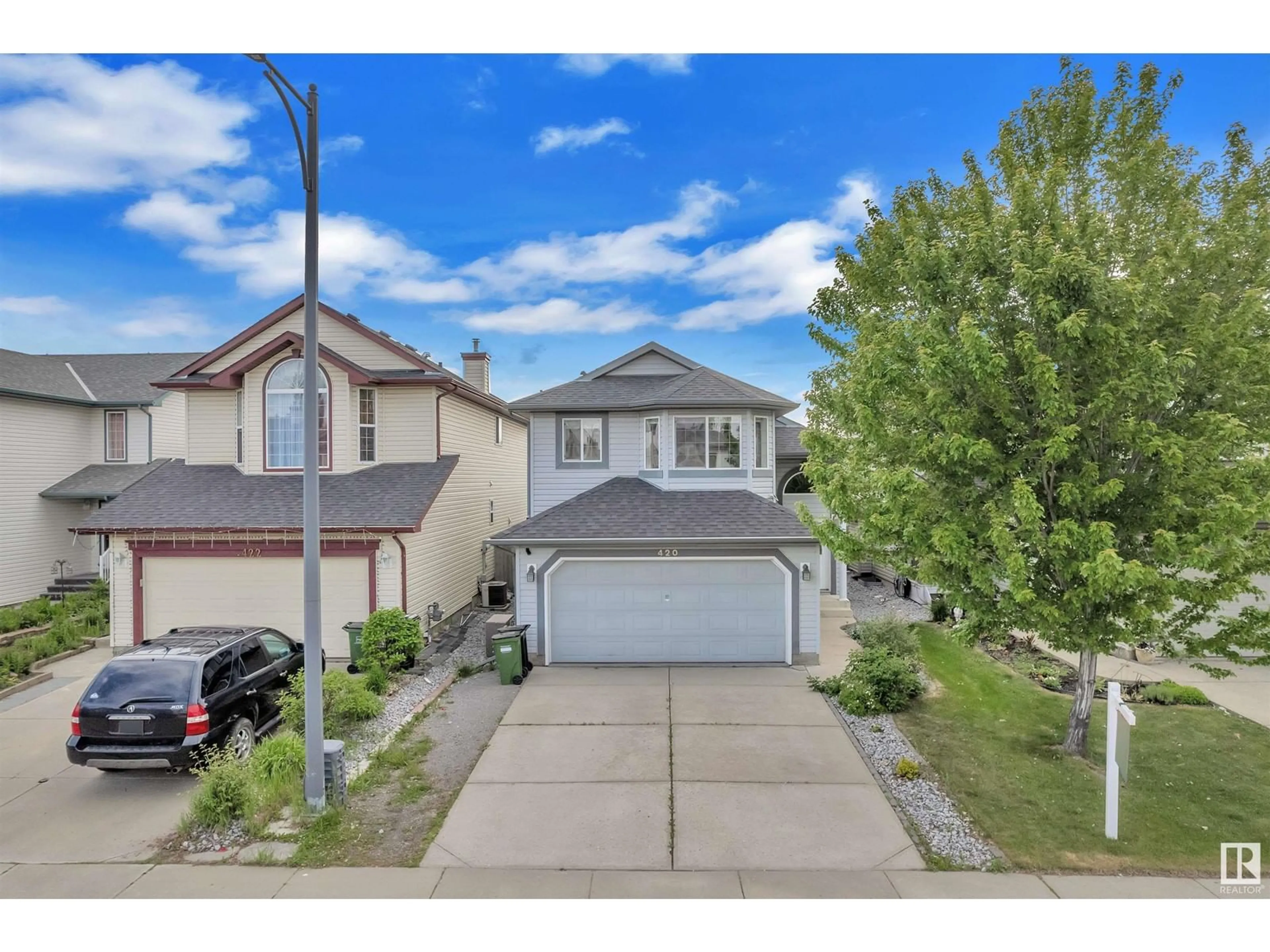 A pic from outside/outdoor area/front of a property/back of a property/a pic from drone, street for 420 85 STREET, Edmonton Alberta T6X1H9