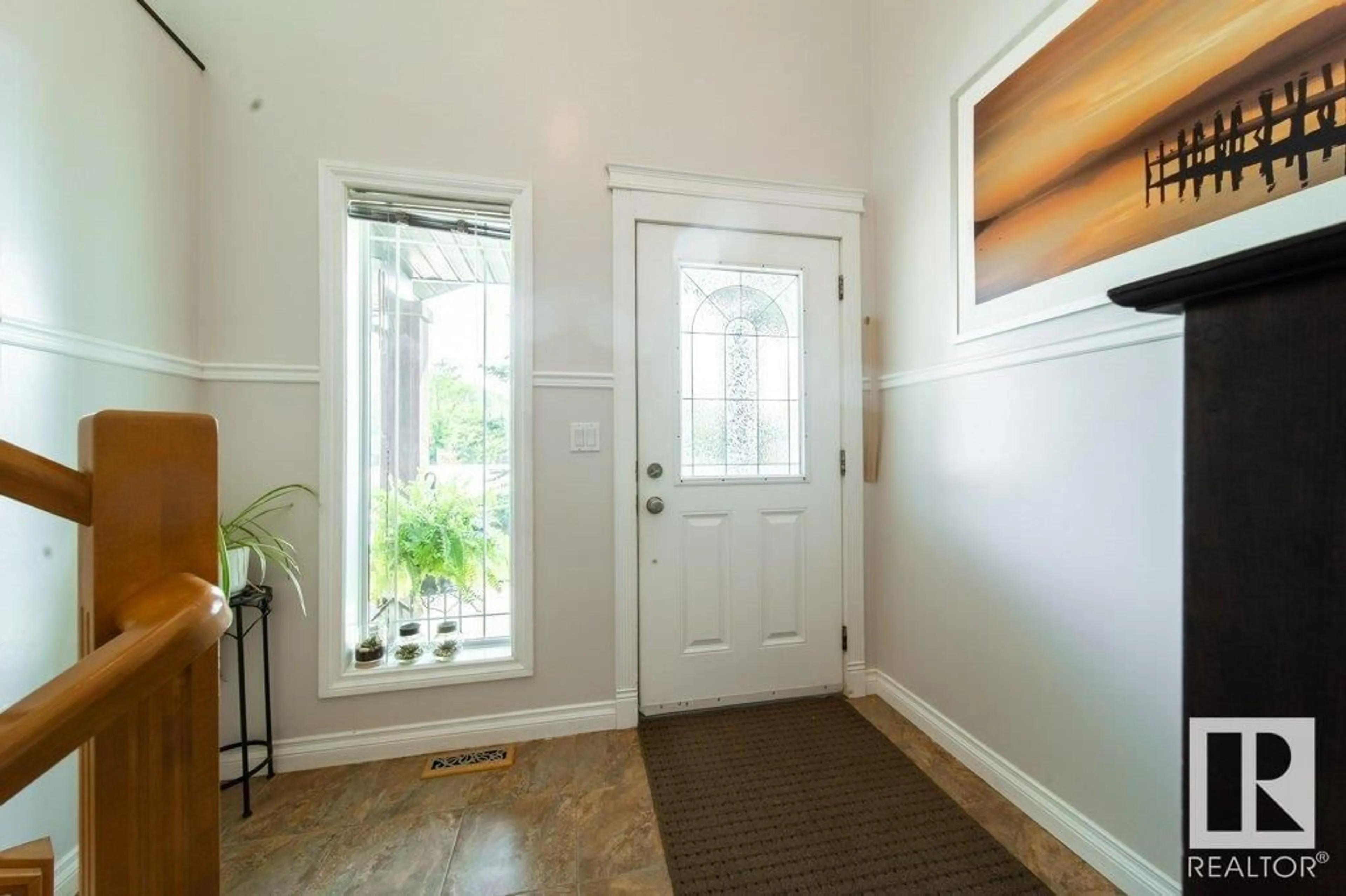 Indoor entryway for 4977 CENTRE ST, New Sarepta Alberta T0B3M0
