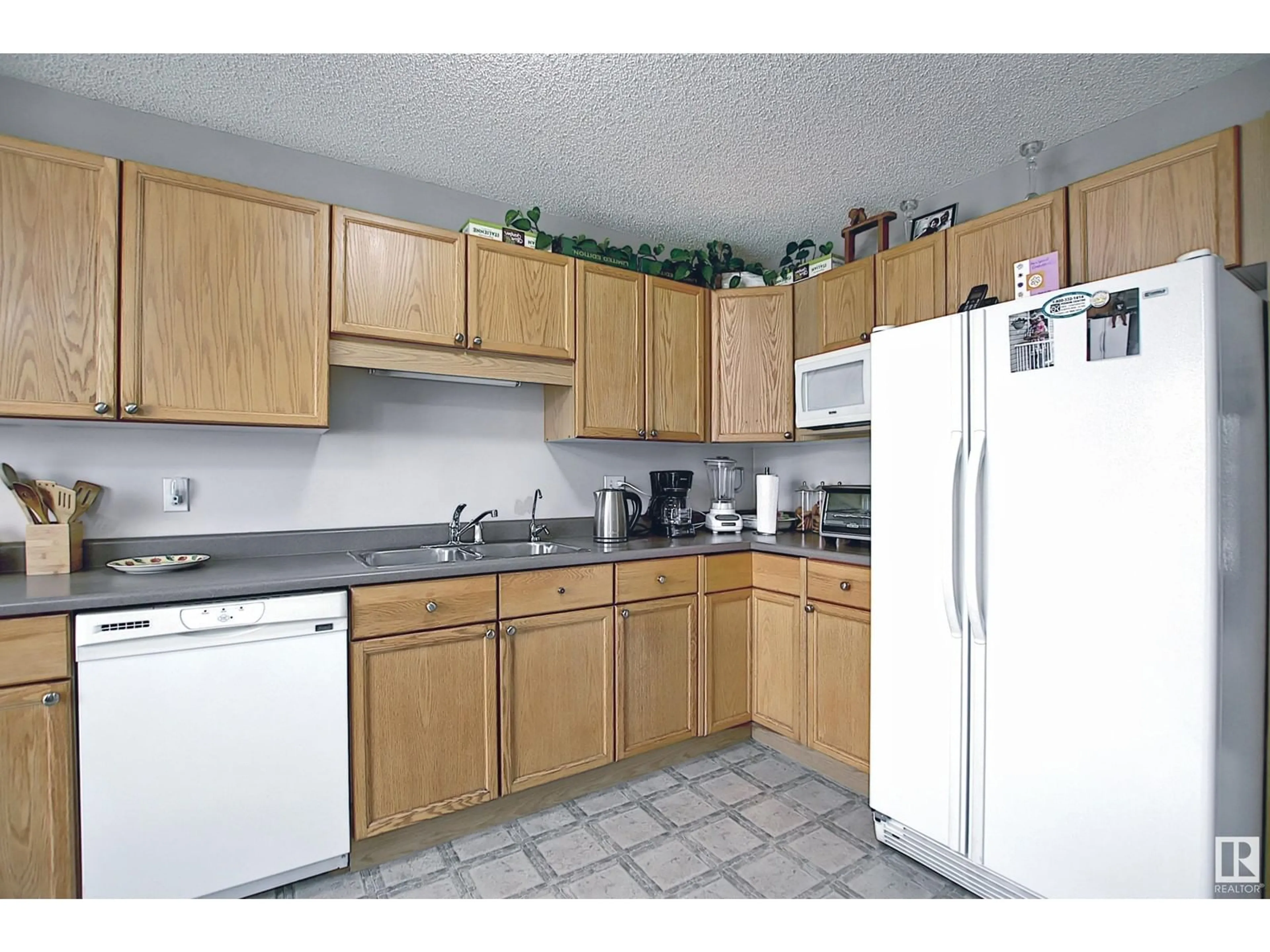 Standard kitchen, unknown for NW - 2919 26 ST, Edmonton Alberta T6T2A2