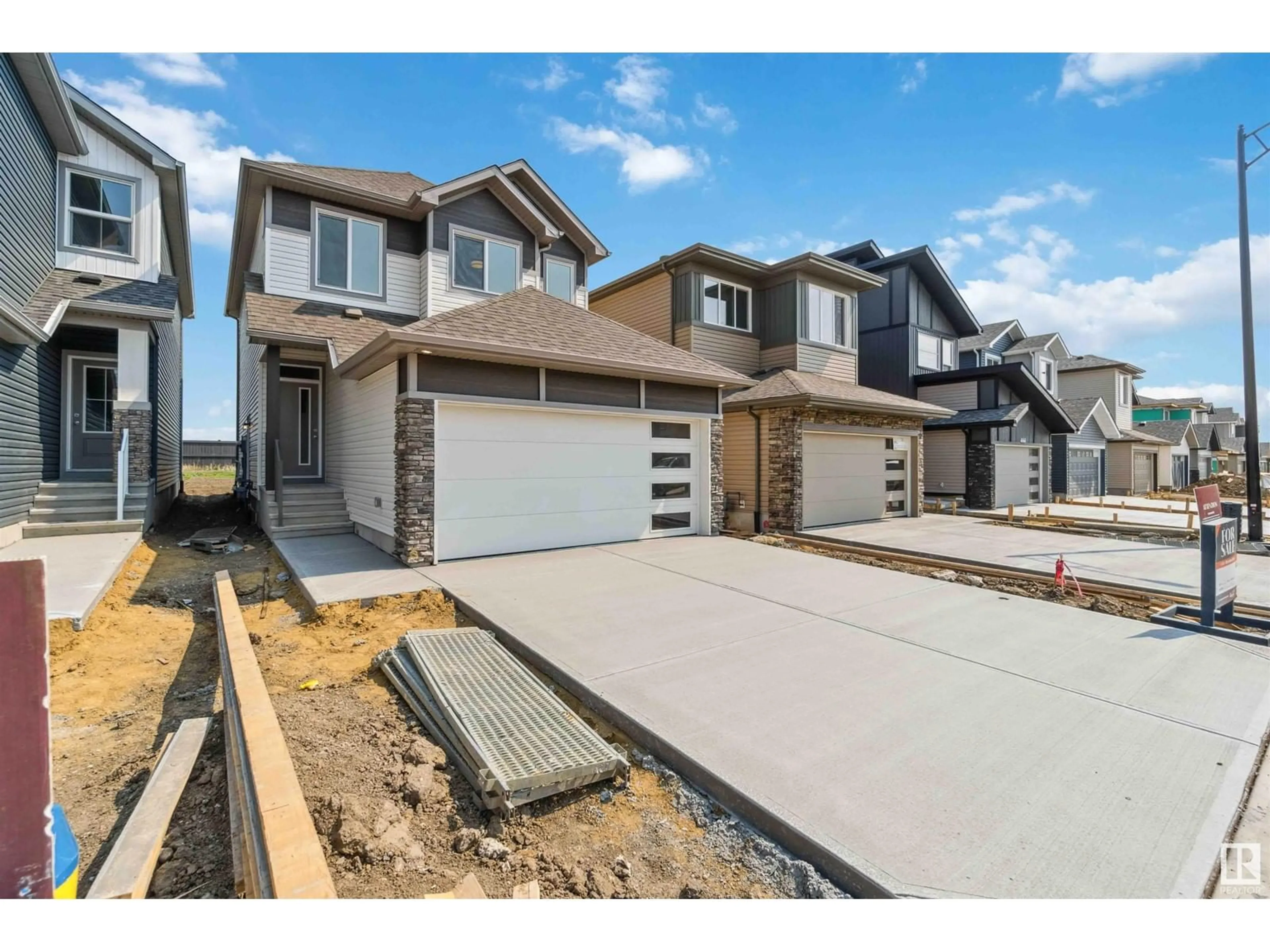 Unknown for NW - 4672 177 AV, Edmonton Alberta T2T1E6