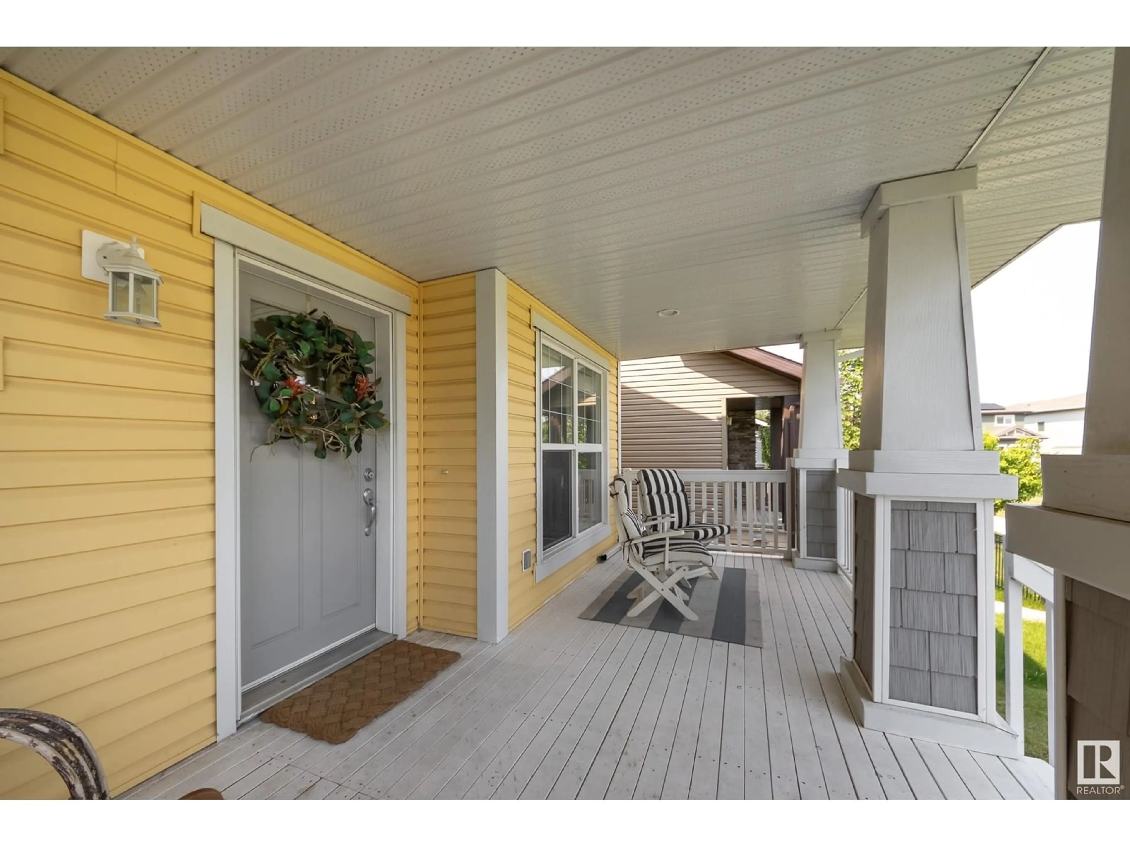 Unknown for 1832 CARRUTHERS LN, Edmonton Alberta T6W0Z1