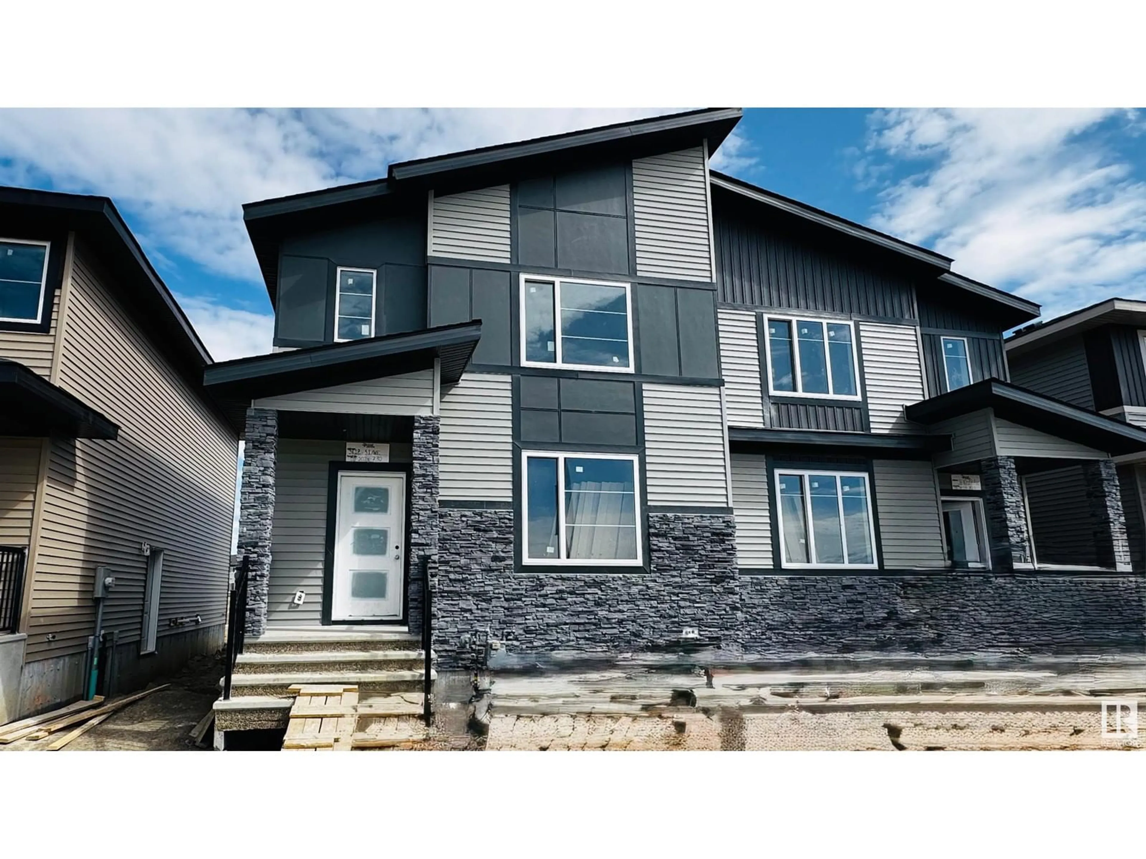 Home with vinyl exterior material, unknown for 3612 39 AV, Beaumont Alberta T4X2C5