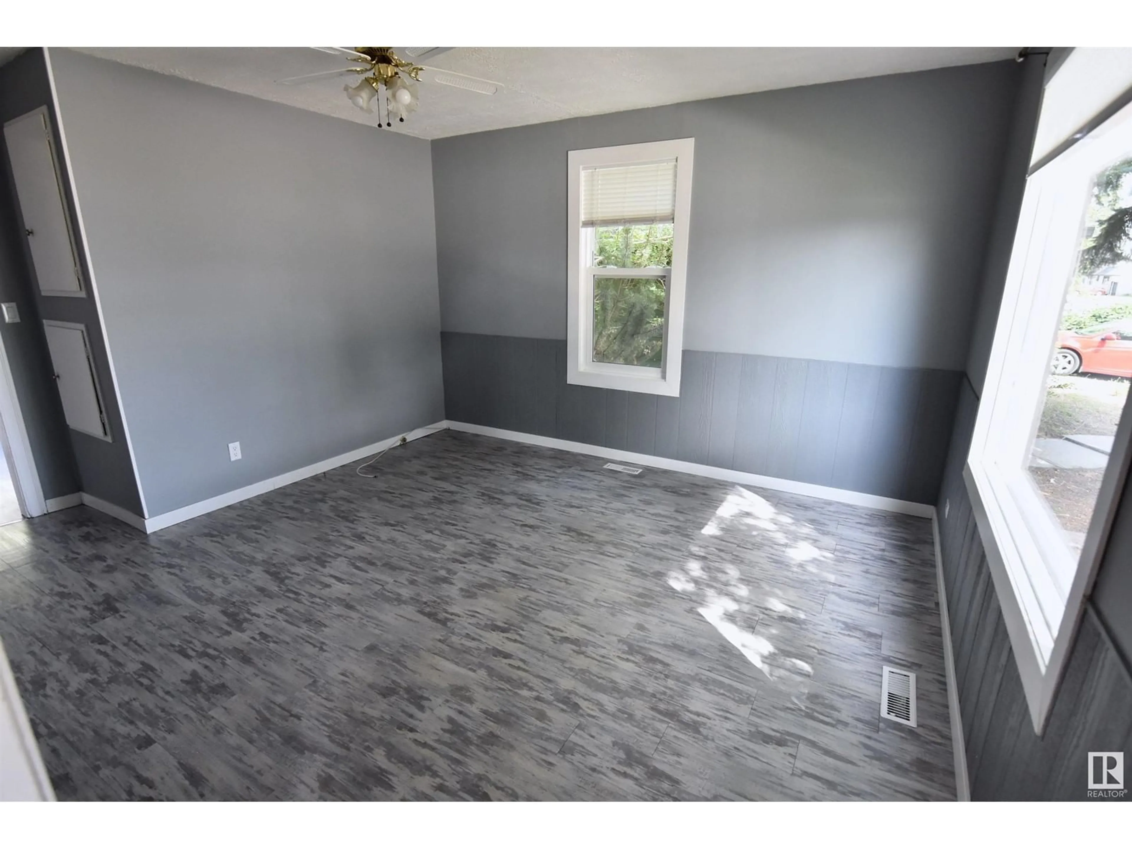 A pic of a room for 5122 47 AV, St. Paul Town Alberta T0A3A4