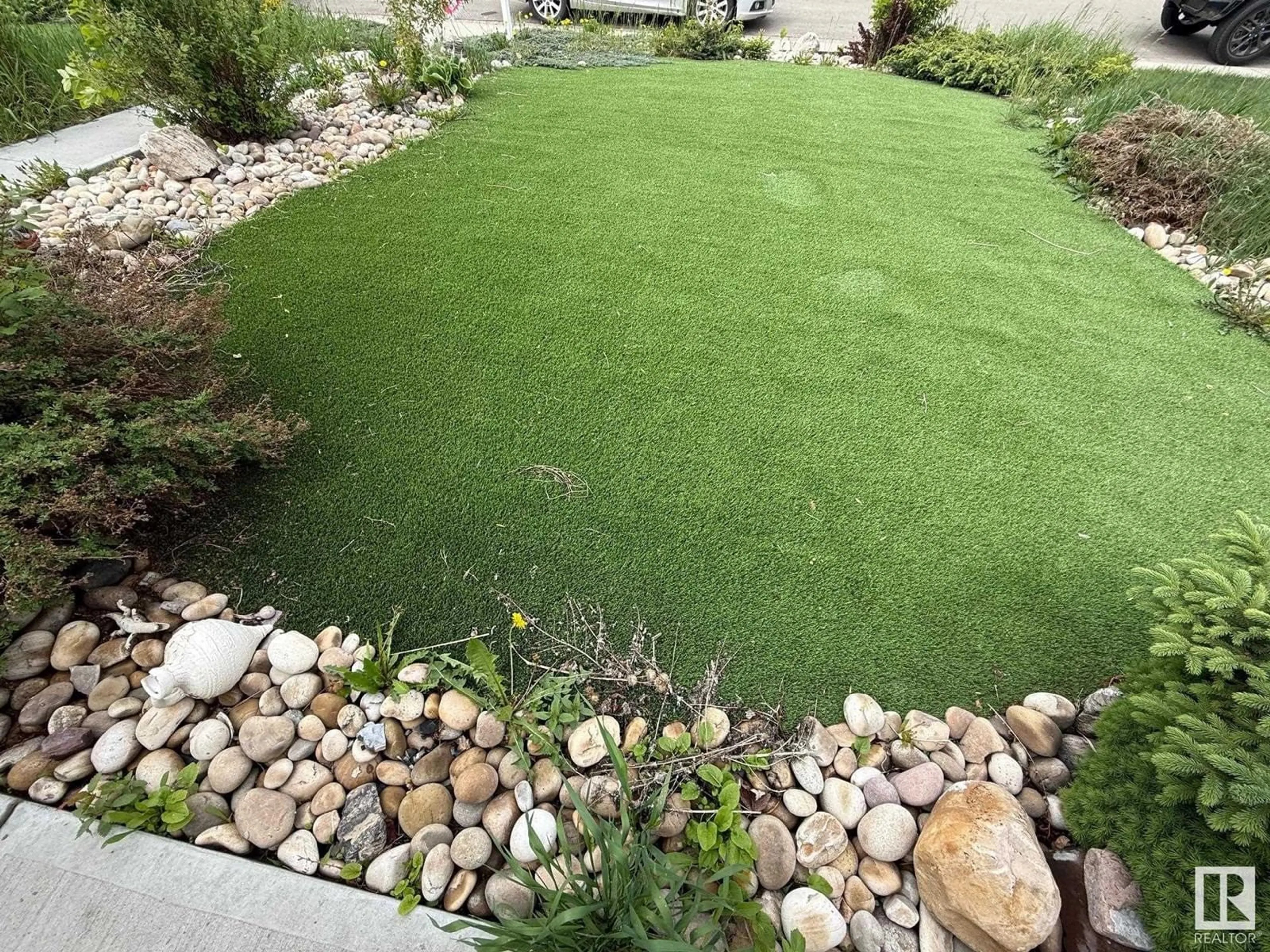 Patio, unknown for 15027 67 ST NW, Edmonton Alberta T5C0C9