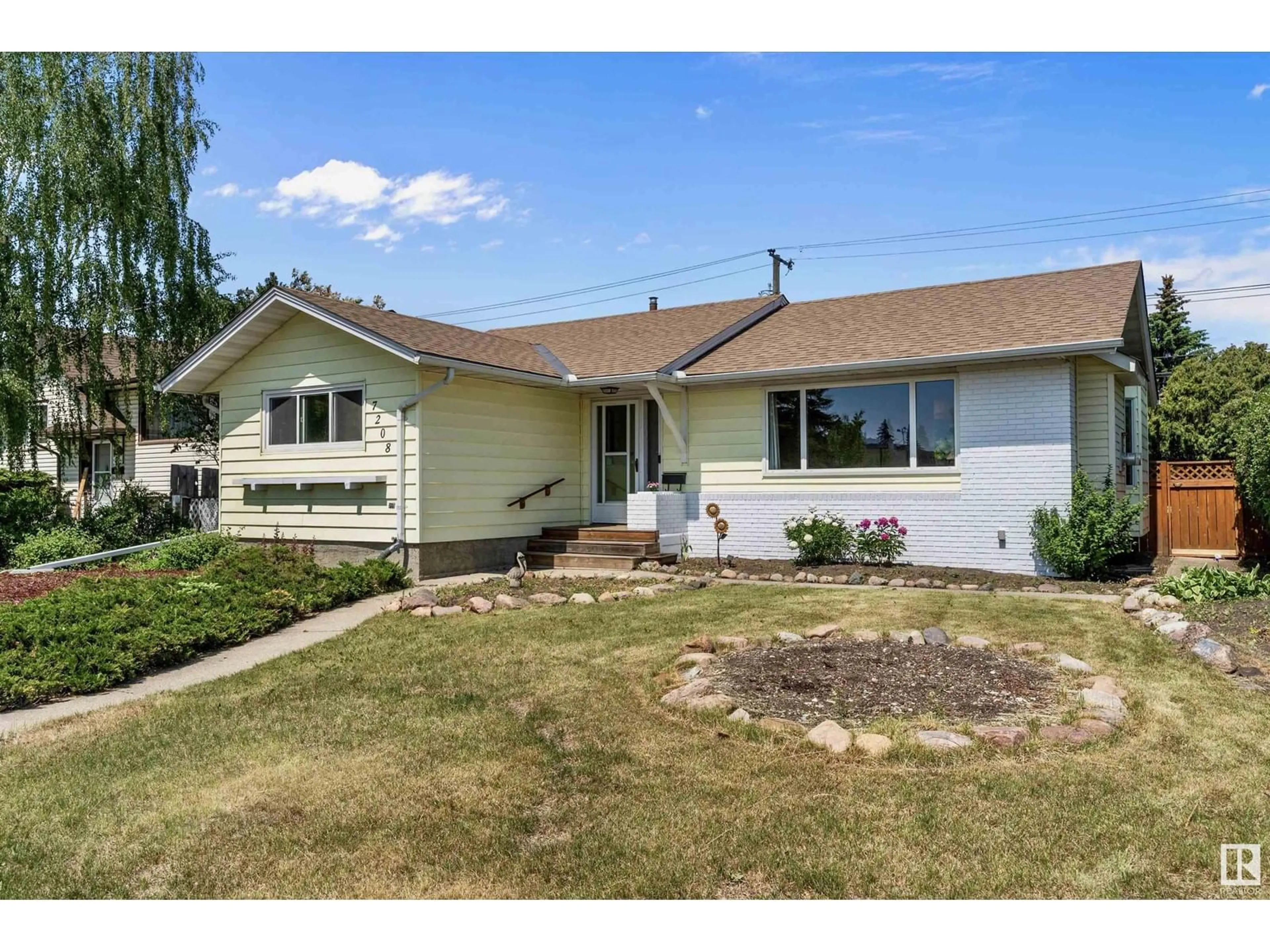 Unknown for NW - 7208 94B AV, Edmonton Alberta T6B0Z9