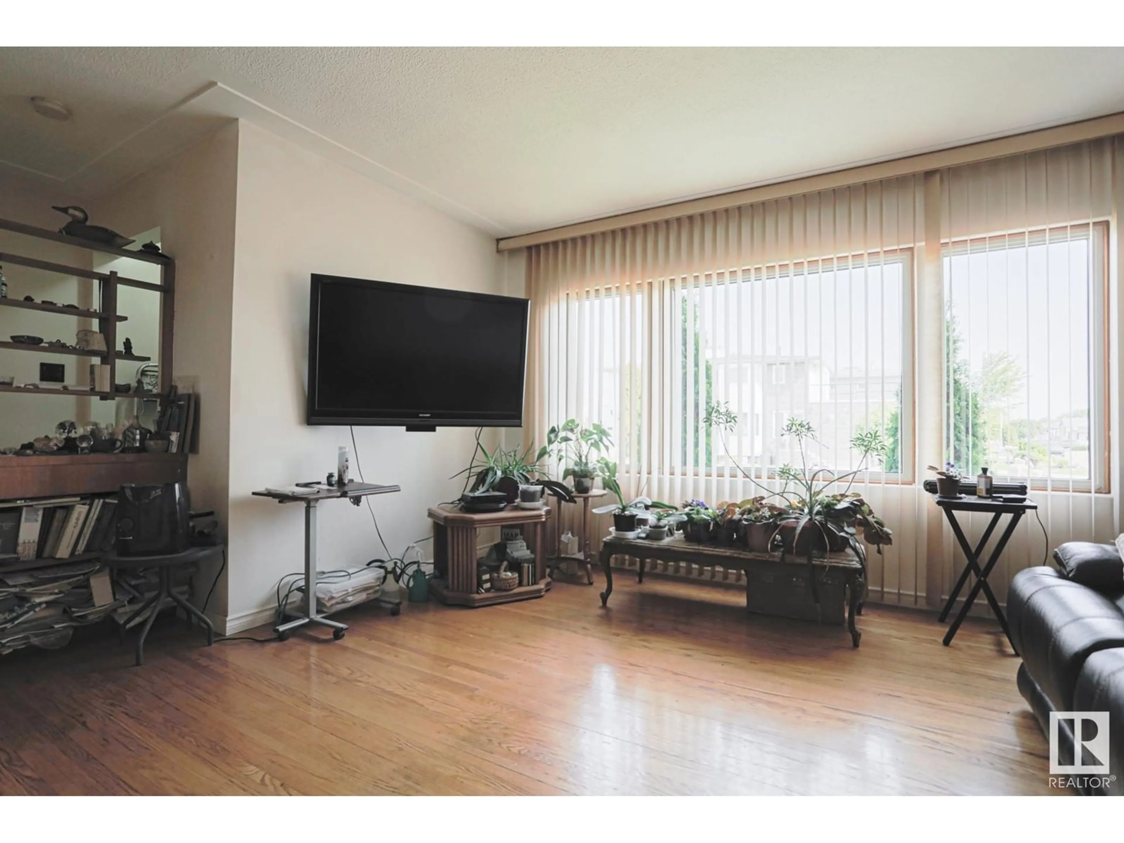 Unknown for NW - 12238 48 ST, Edmonton Alberta T5W2Z4