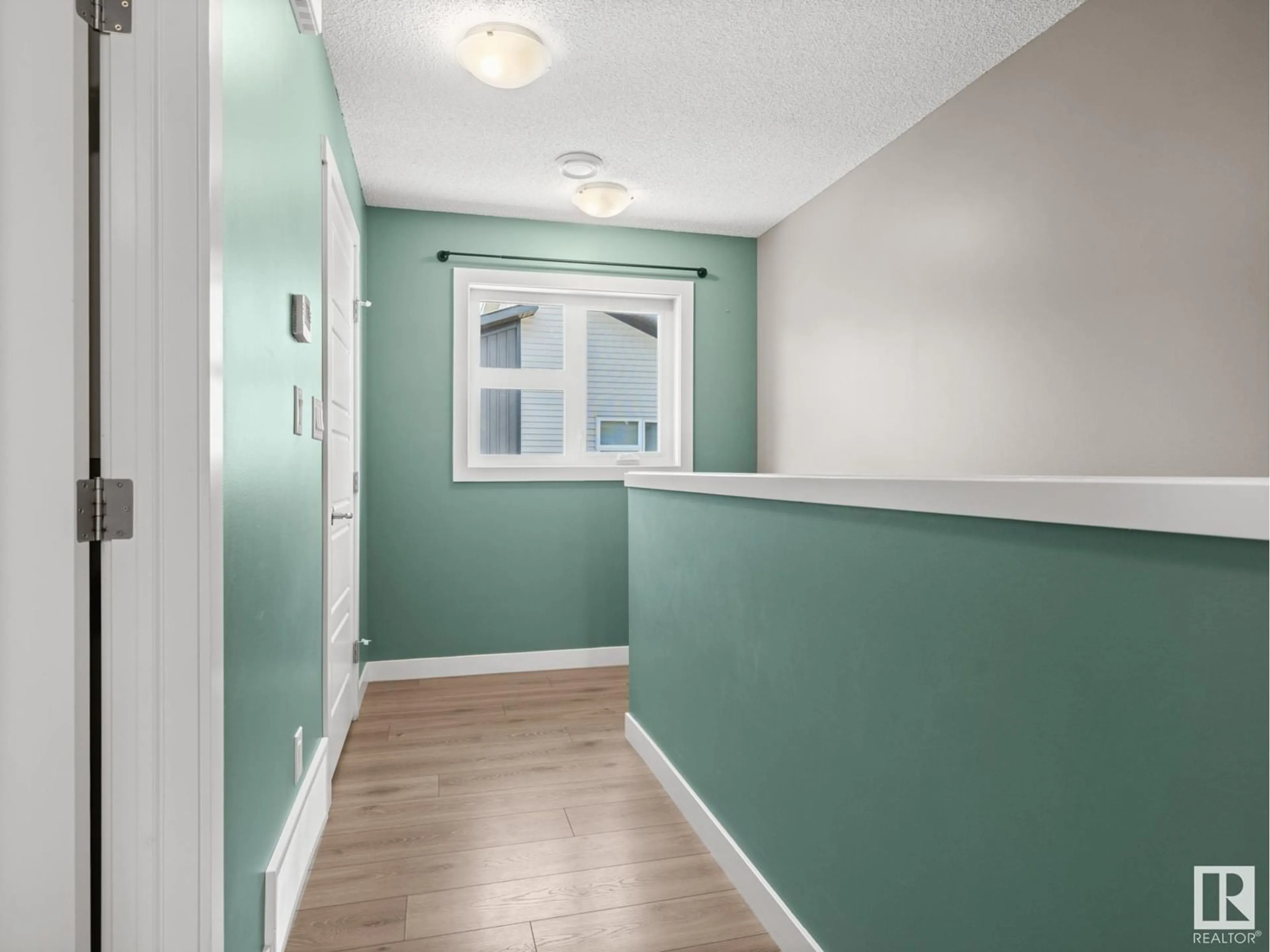 Indoor entryway for 98 - 1203 163 ST, Edmonton Alberta T6W3X1