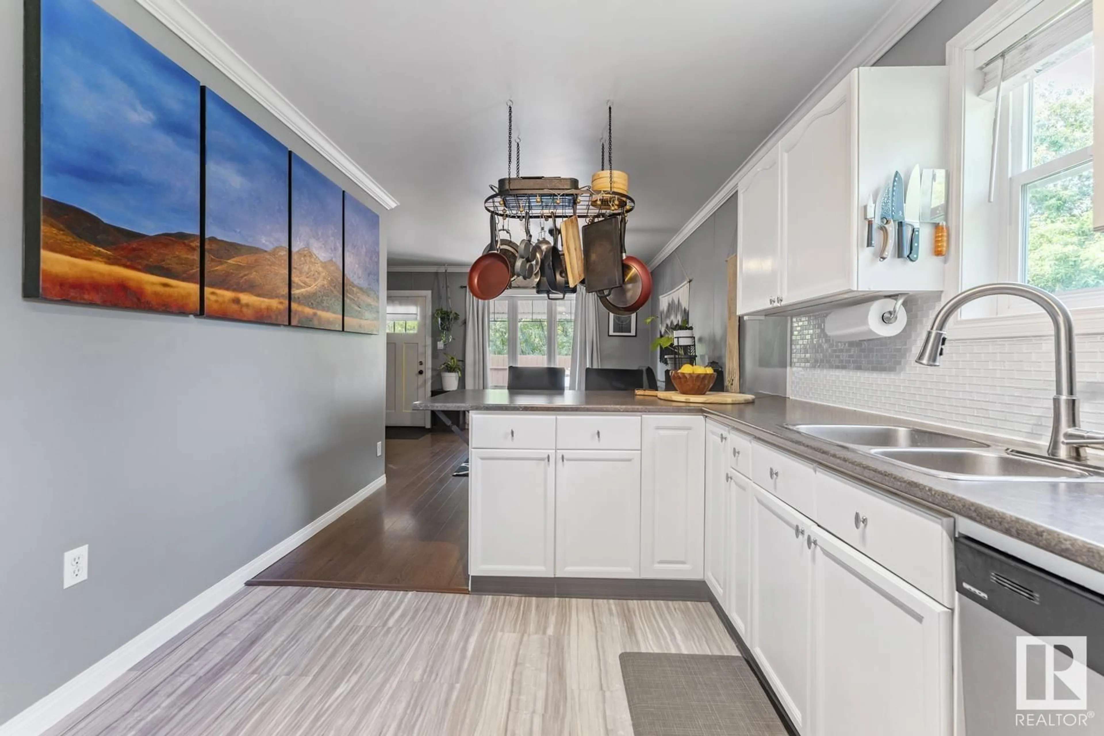 Open concept kitchen, ceramic/tile floor for 5015 49 AV, Ardmore Alberta T0A0B0