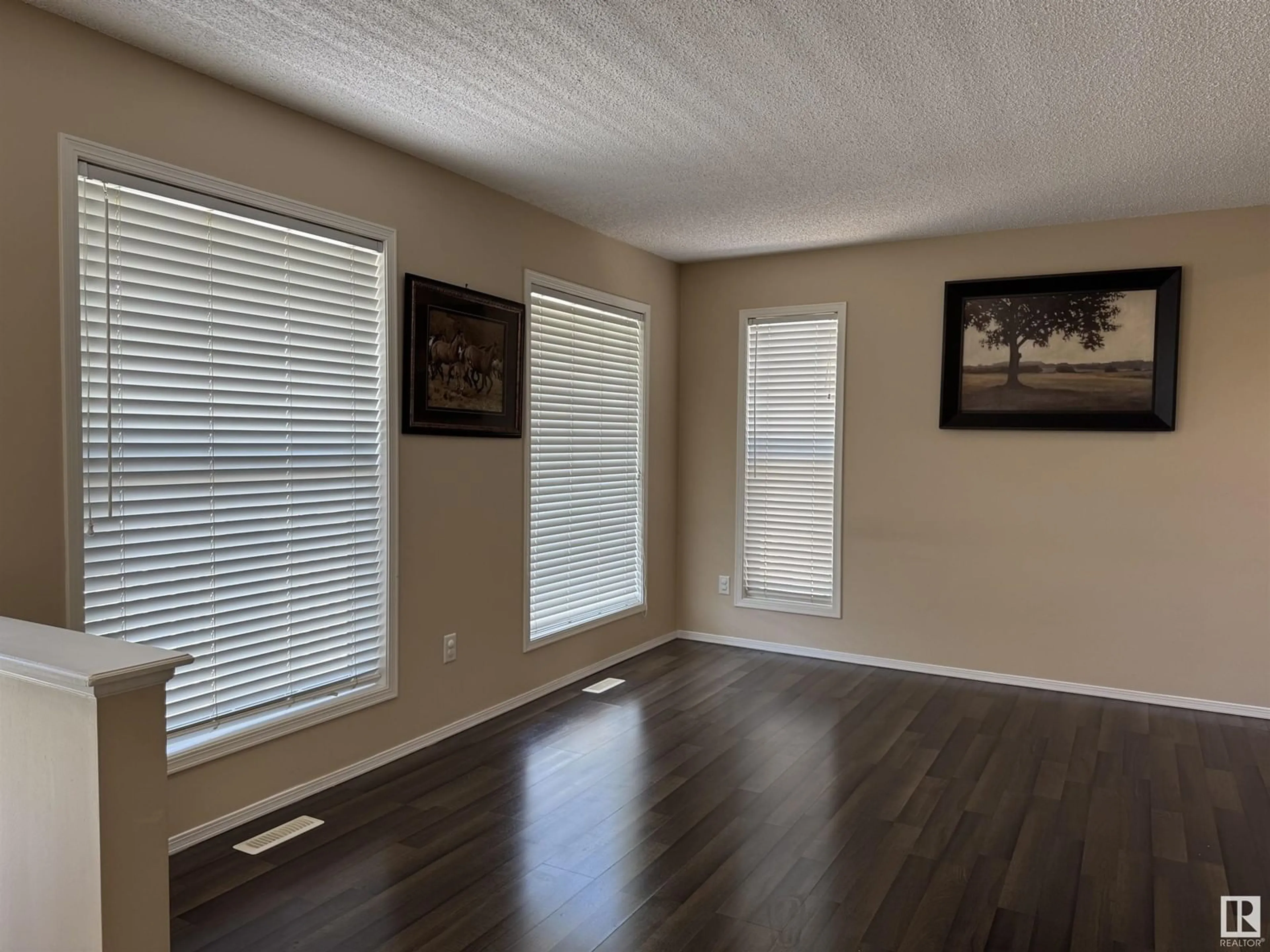 A pic of a room for 14004 156 AV, Edmonton Alberta T6V1T3