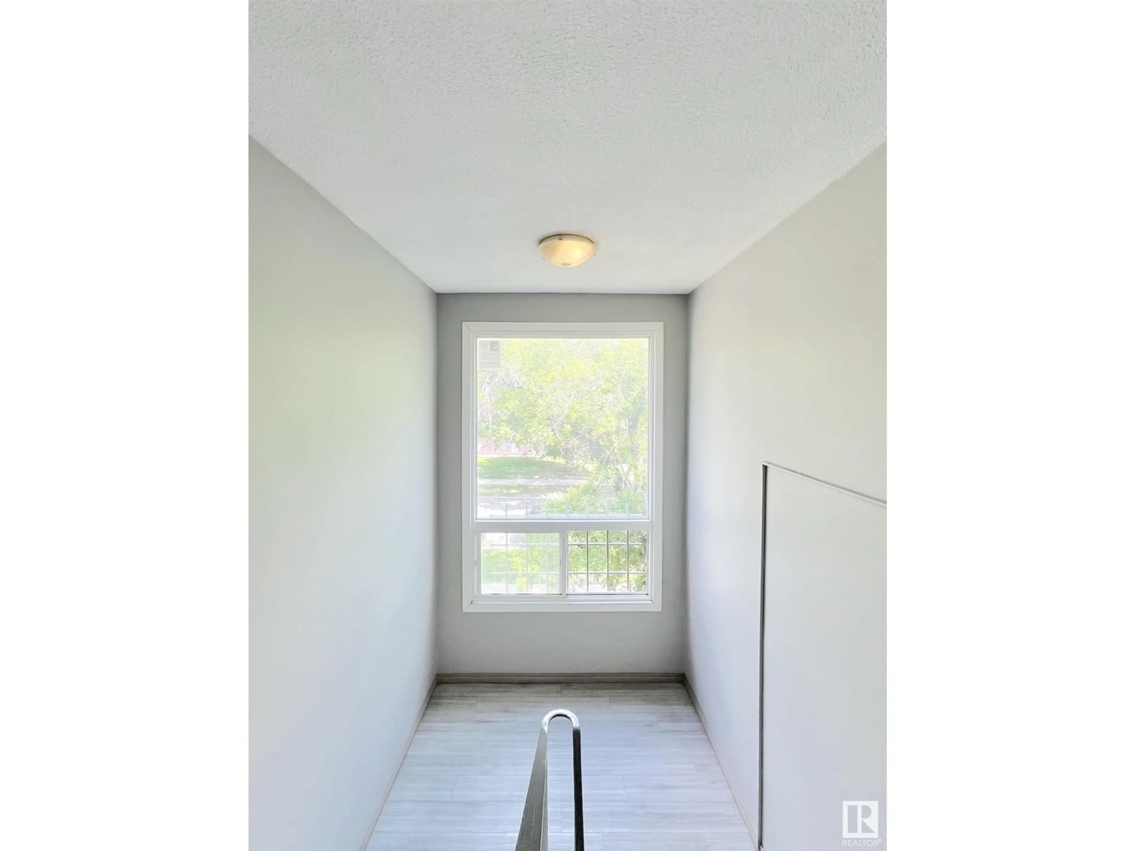 A pic of a room for 16 - 10620 122 ST NW, Edmonton Alberta T5N1M8