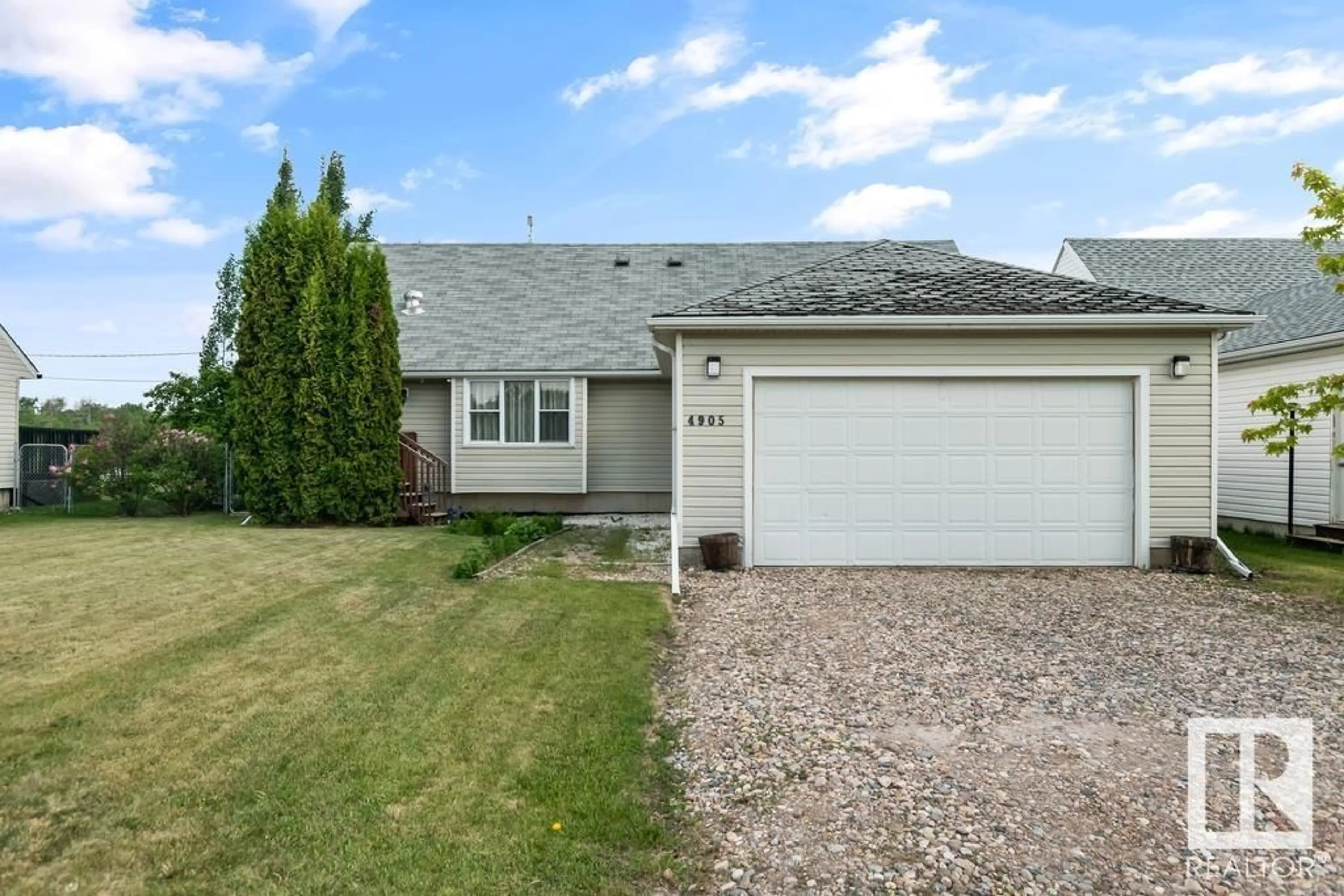 Home with vinyl exterior material, street for 4905 51 AV, Ardmore Alberta T0A0B0