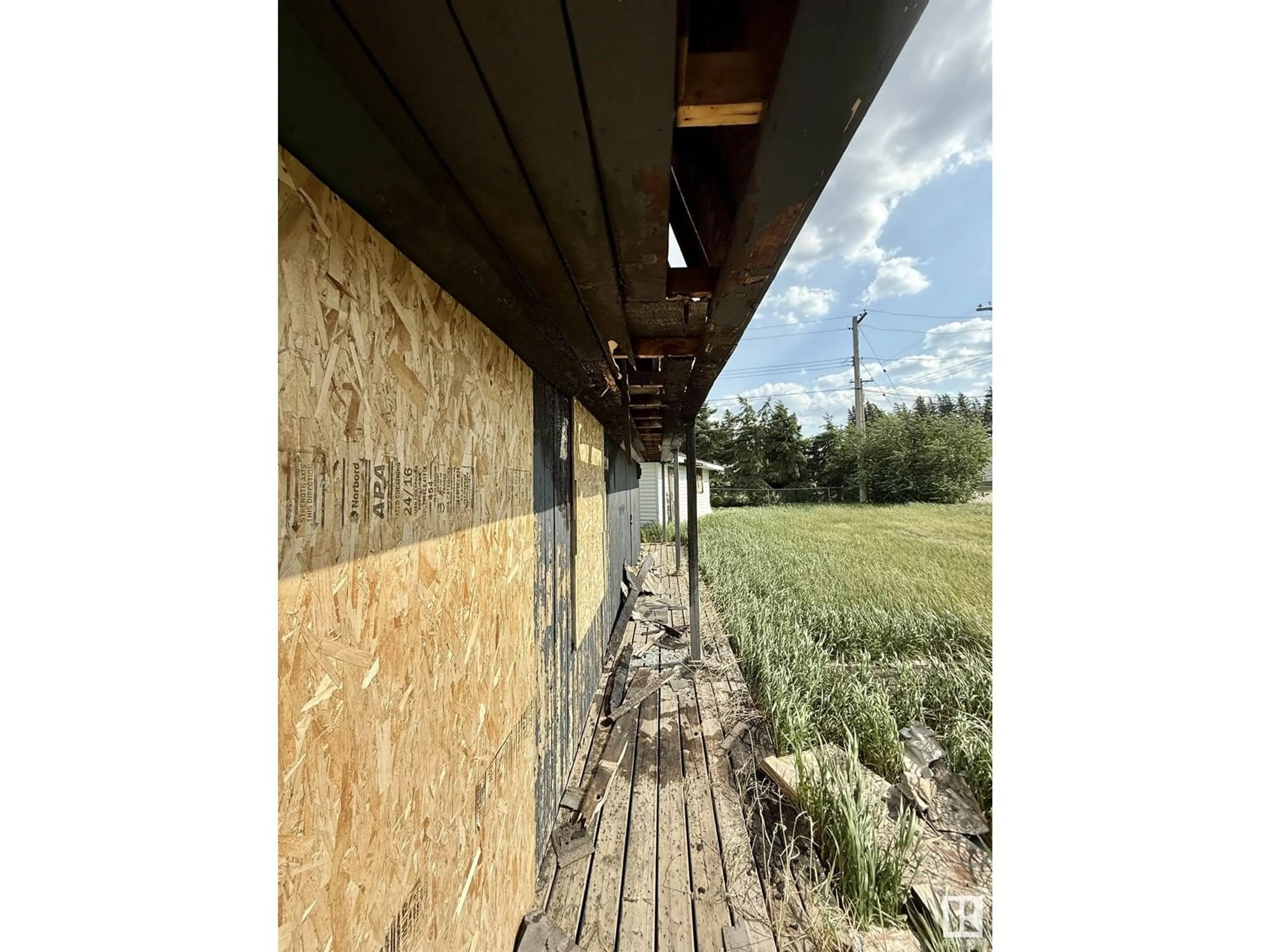 Patio, building for 4913 & 4909 49 AV, Glendon Alberta T0A1P0