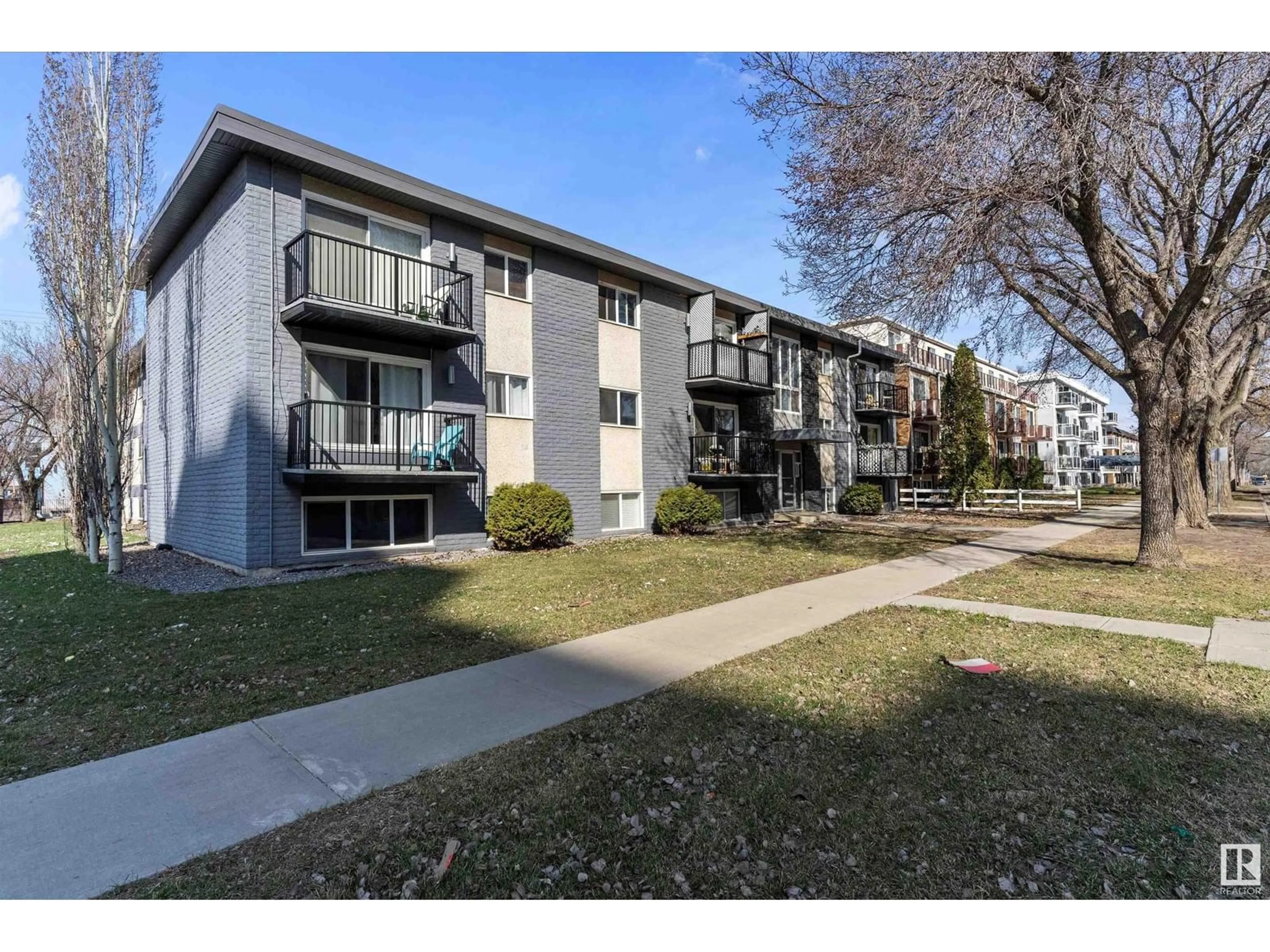 Unknown for 202 - 10606 123 ST, Edmonton Alberta T5N1P2