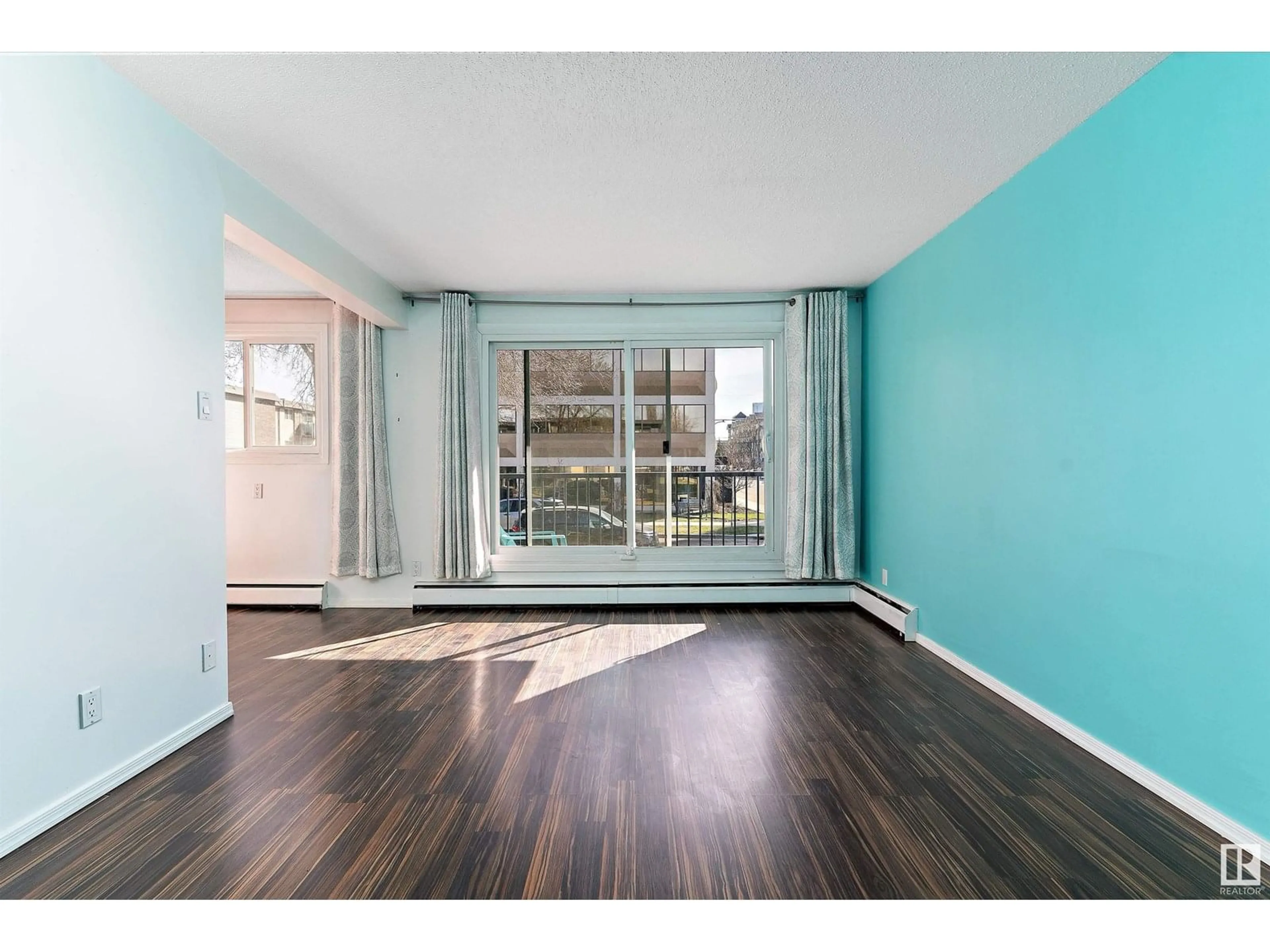 A pic of a room for 202 - 10606 123 ST, Edmonton Alberta T5N1P2