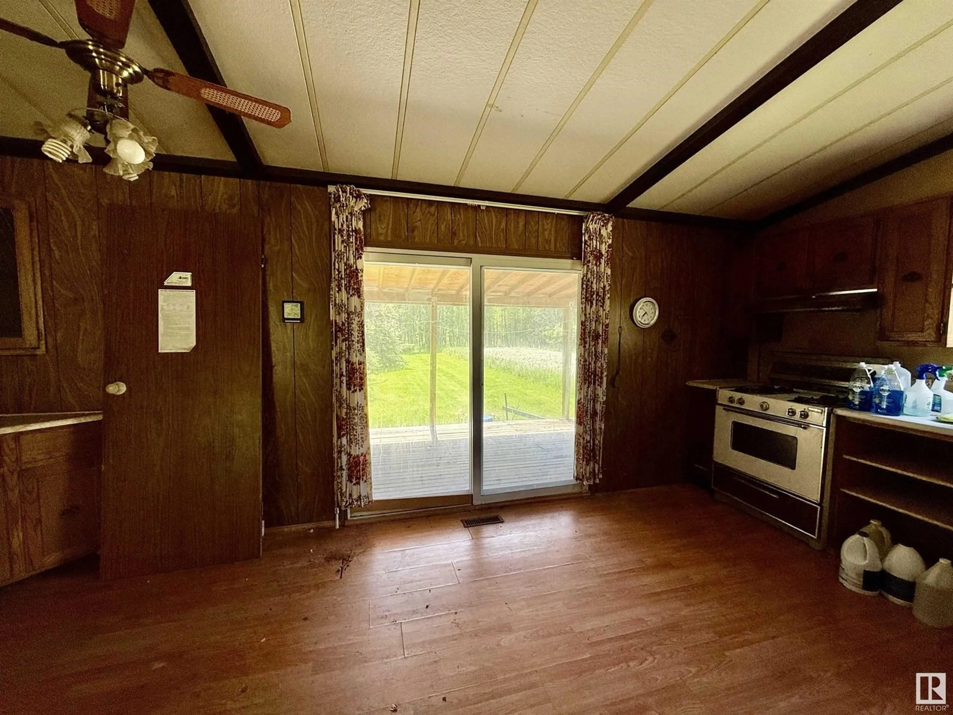 A pic of a room for 507 LAKESHORE DRIVE, Rural Wetaskiwin County Alberta T0C0T0