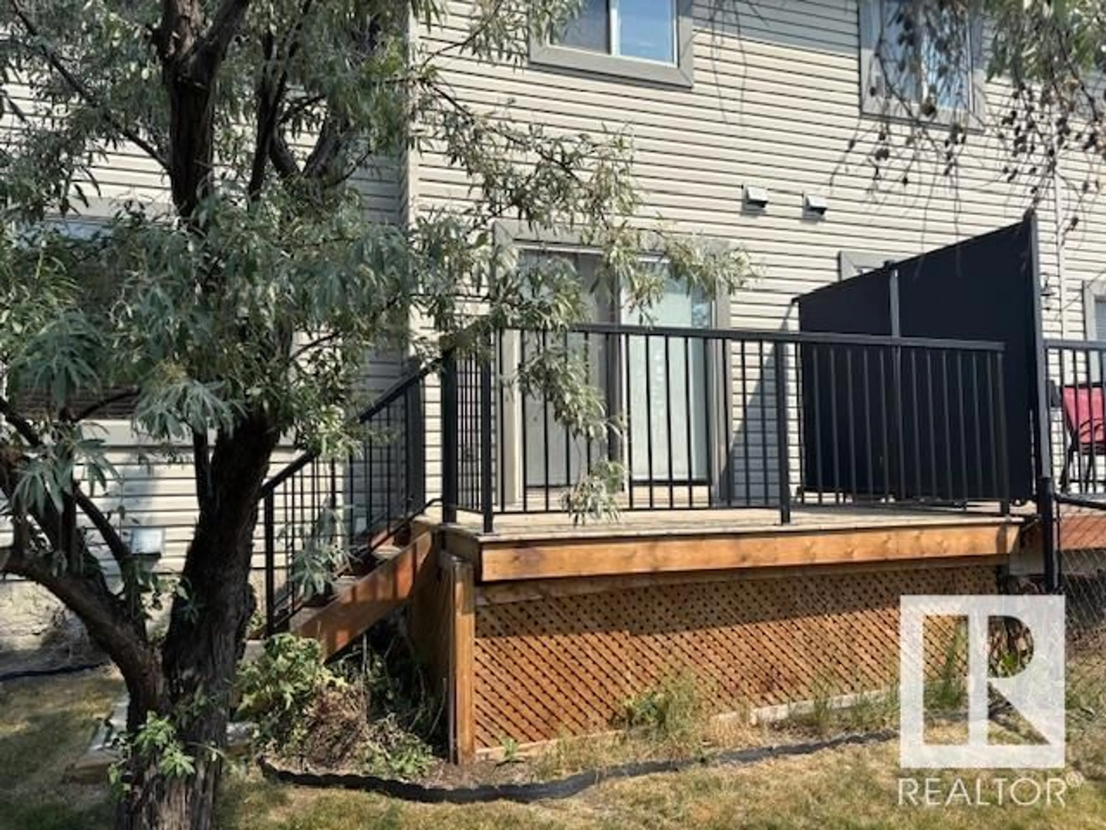 Patio, street for #3 - 1128 156 ST, Edmonton Alberta T6R0C9