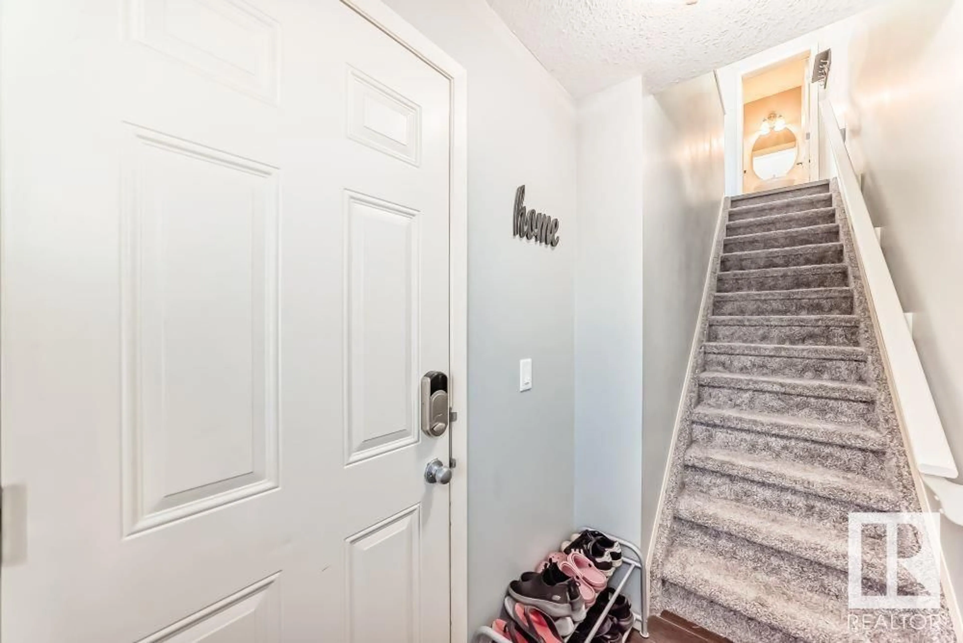Indoor entryway for #22 - 3751 12 ST, Edmonton Alberta T6T0N3