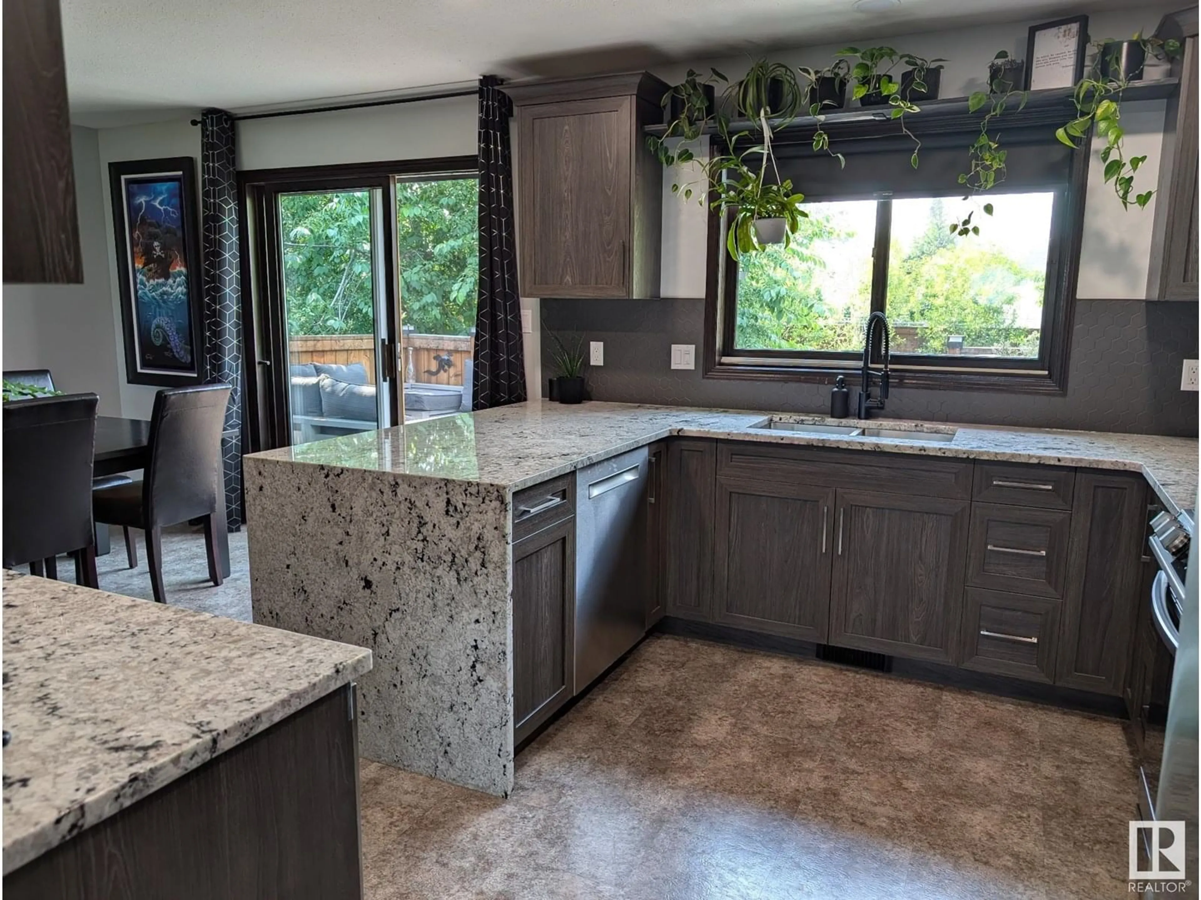Contemporary kitchen, ceramic/tile floor for 5518 42 ST, Drayton Valley Alberta T7A1A7