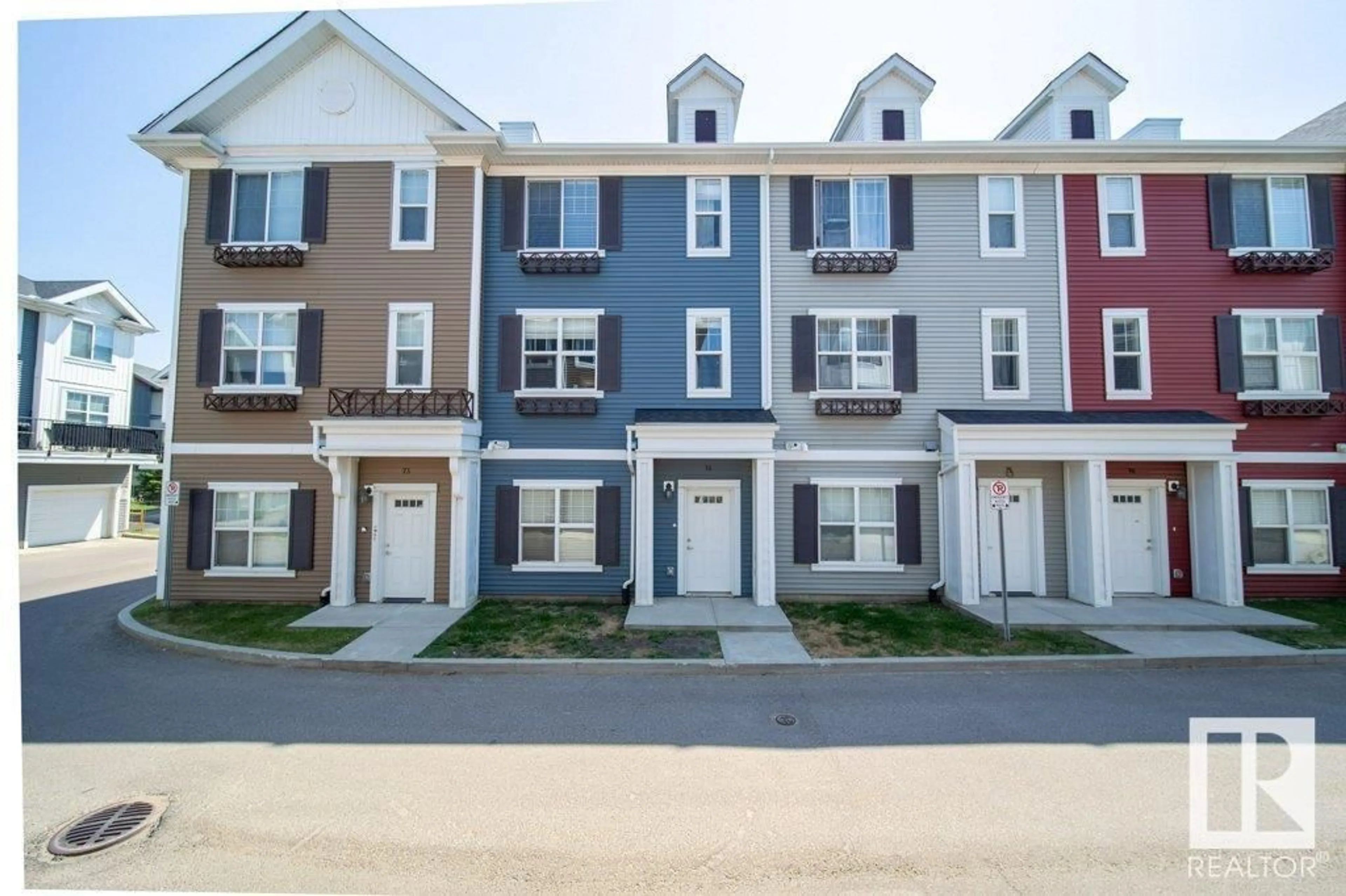A pic from outside/outdoor area/front of a property/back of a property/a pic from drone, street for 74 - 2803 JAMES MOWATT TR, Edmonton Alberta T6W2P5