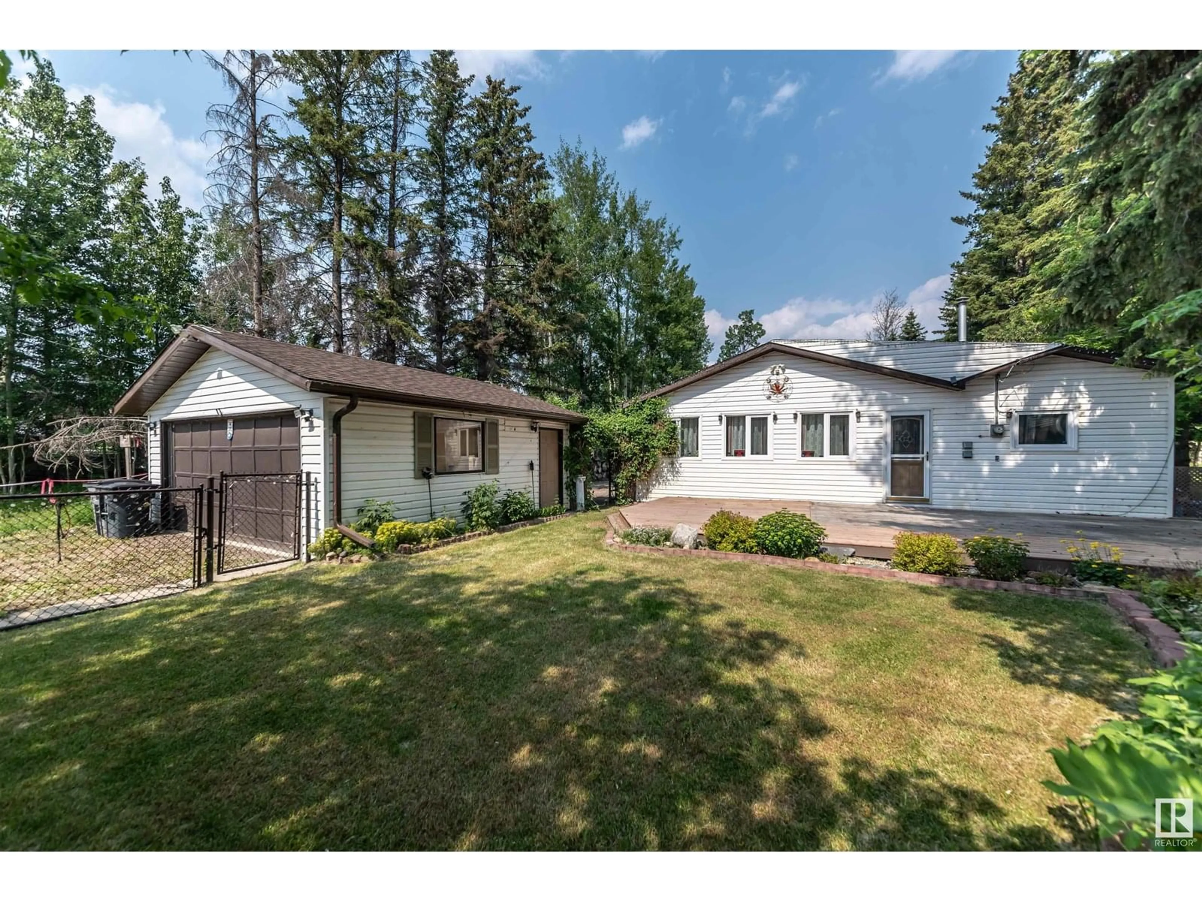 A pic from outside/outdoor area/front of a property/back of a property/a pic from drone, street for 4824 53 ST, Rural Lac Ste. Anne County Alberta T0E0A0