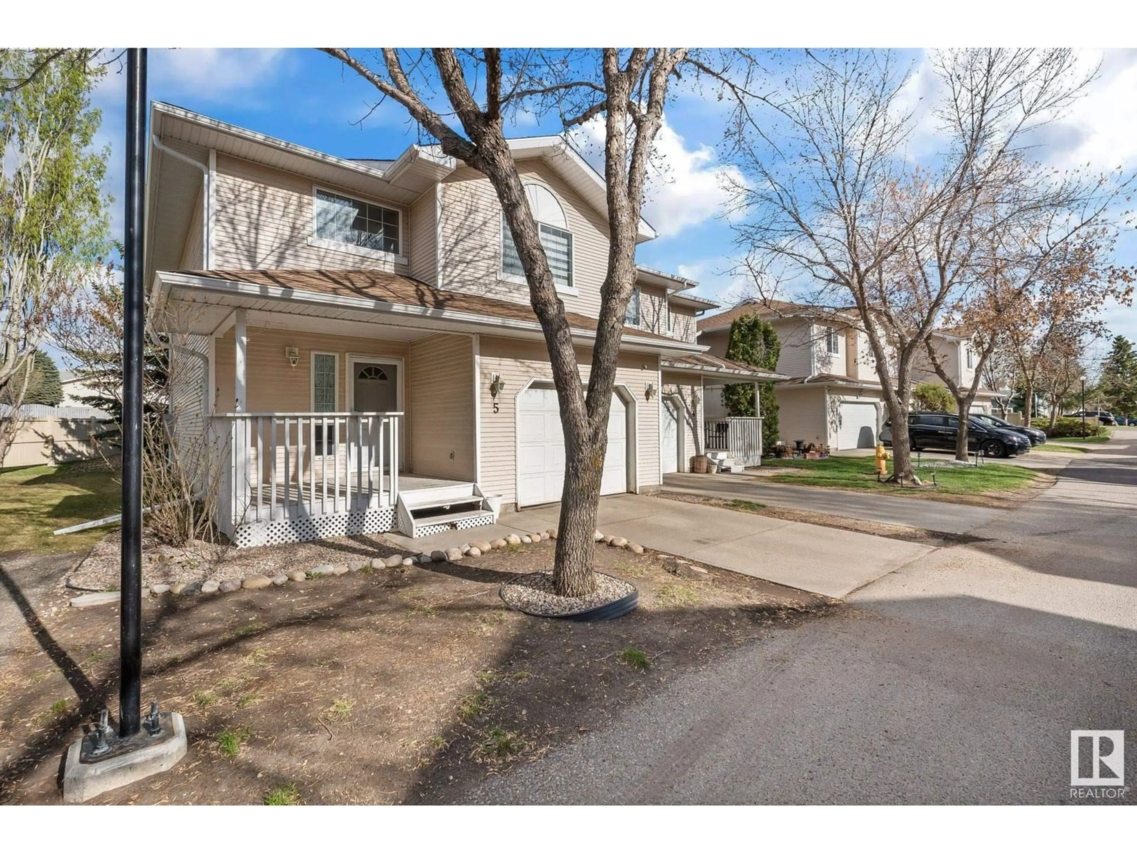Unknown for #5 - 6608 158 AV NW, Edmonton Alberta T5Z3H1