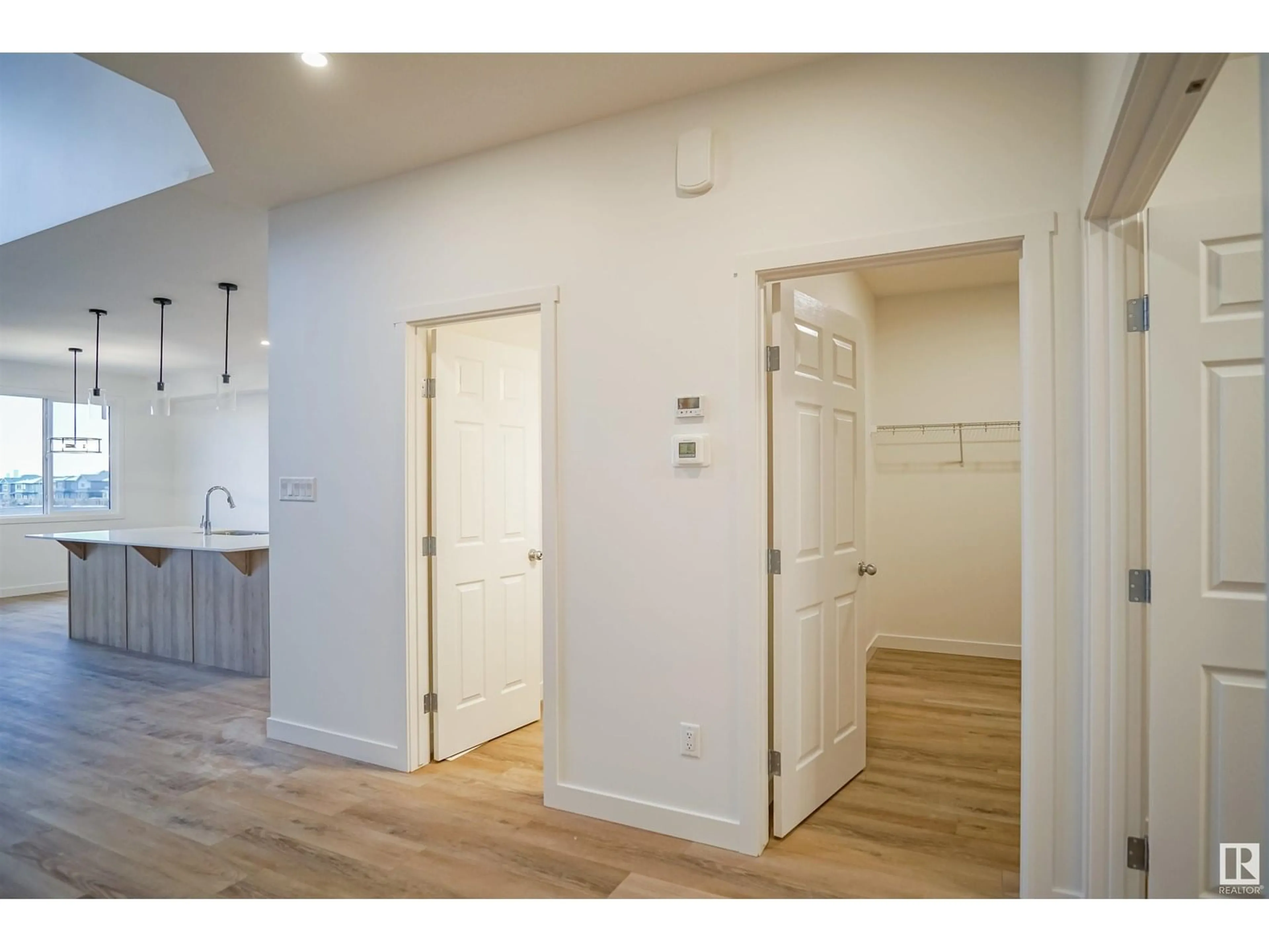 Indoor entryway for 133 SUNLAND WY, Sherwood Park Alberta T8H2Y7