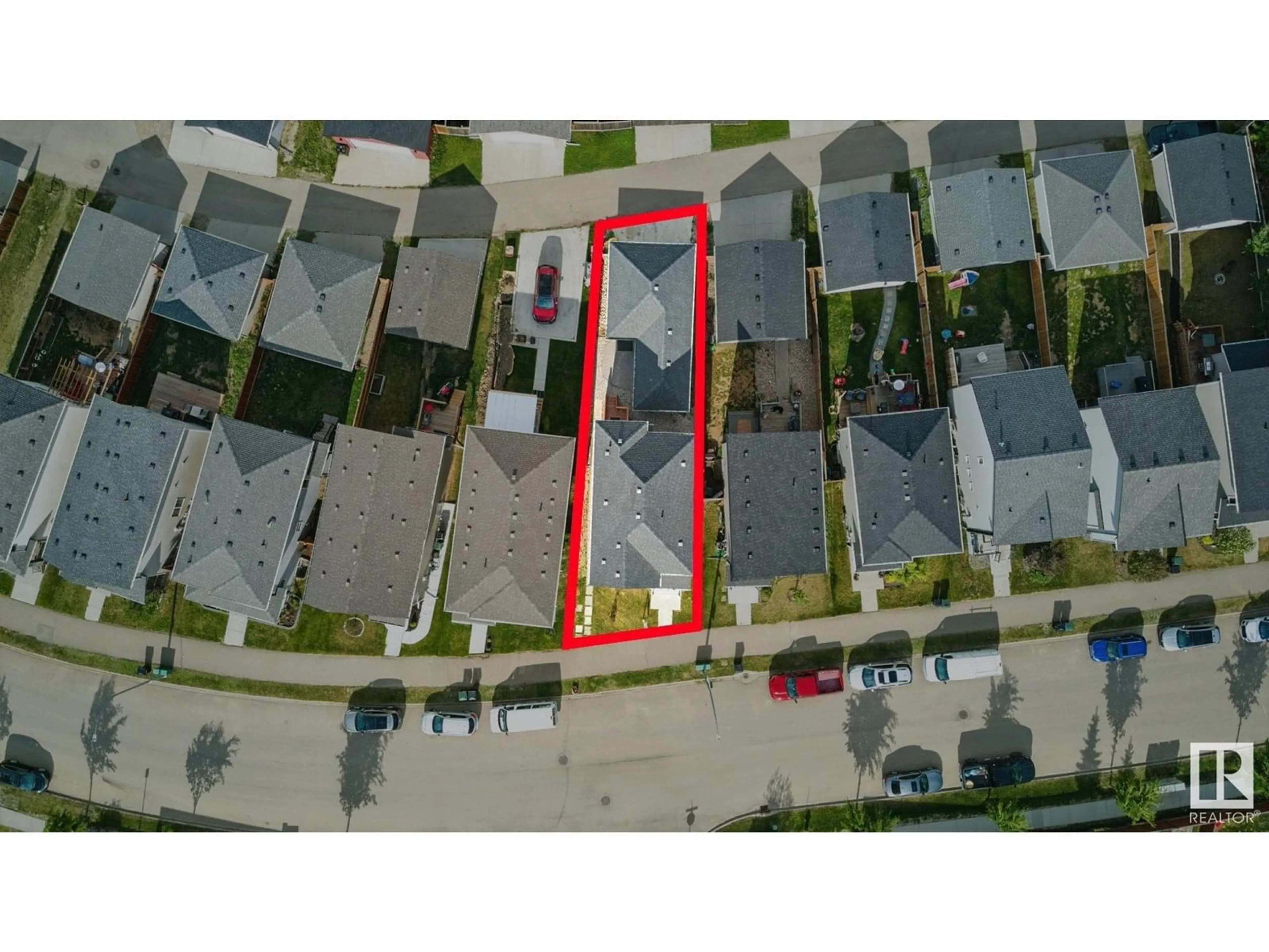 A pic from outside/outdoor area/front of a property/back of a property/a pic from drone, street for 112 HARVEST RIDGE DR, Spruce Grove Alberta T7X0V8