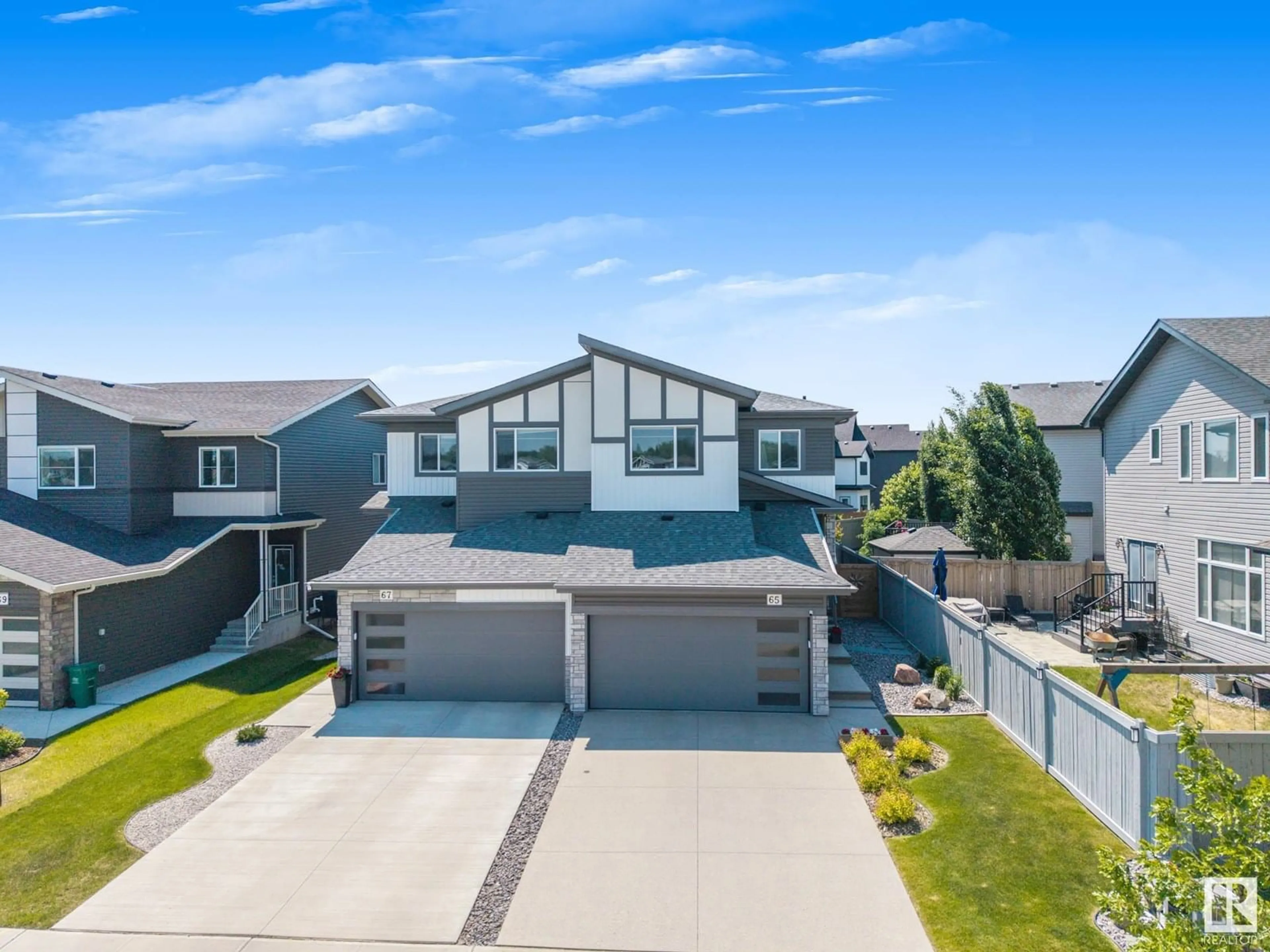 A pic from outside/outdoor area/front of a property/back of a property/a pic from drone, street for 65 RIVERSIDE DR, St. Albert Alberta T8N7N6
