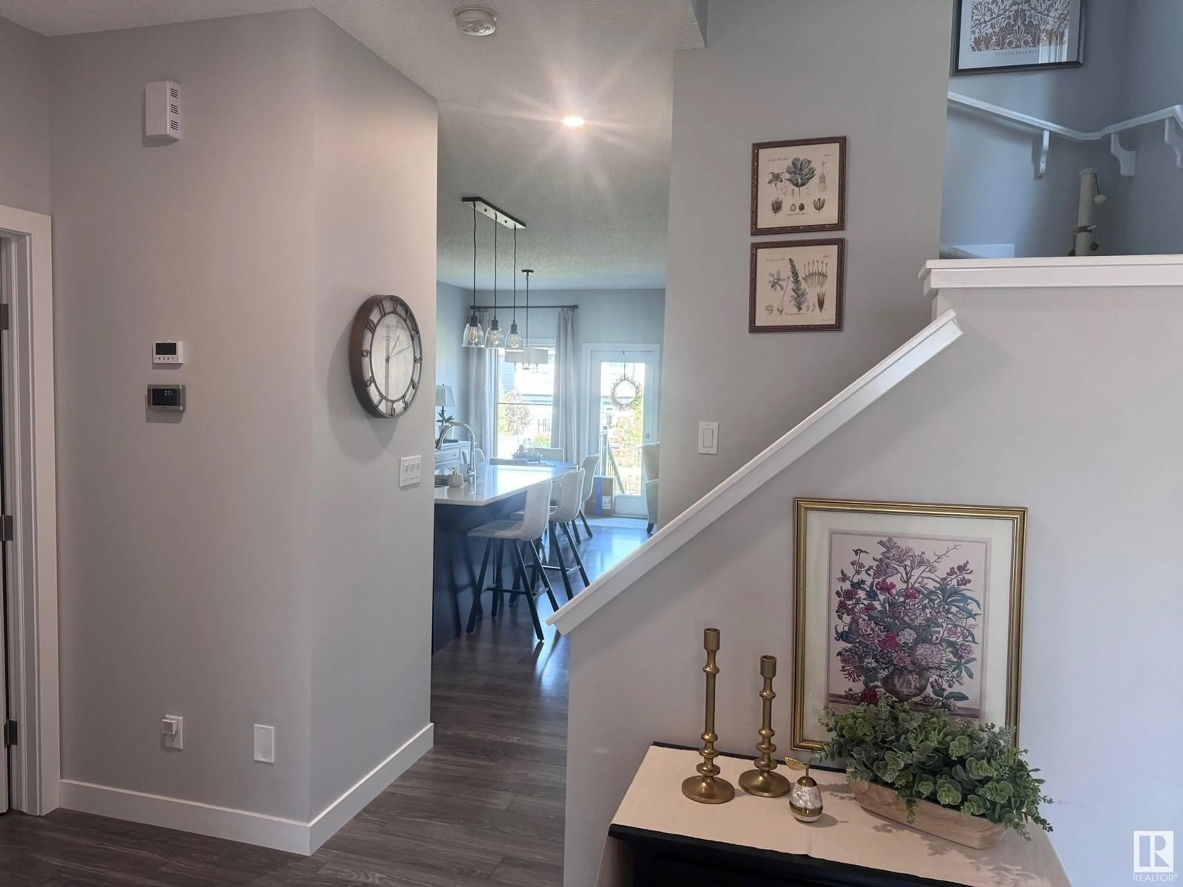 Indoor entryway for 108 GREENBURY CL, Spruce Grove Alberta T7X0M1
