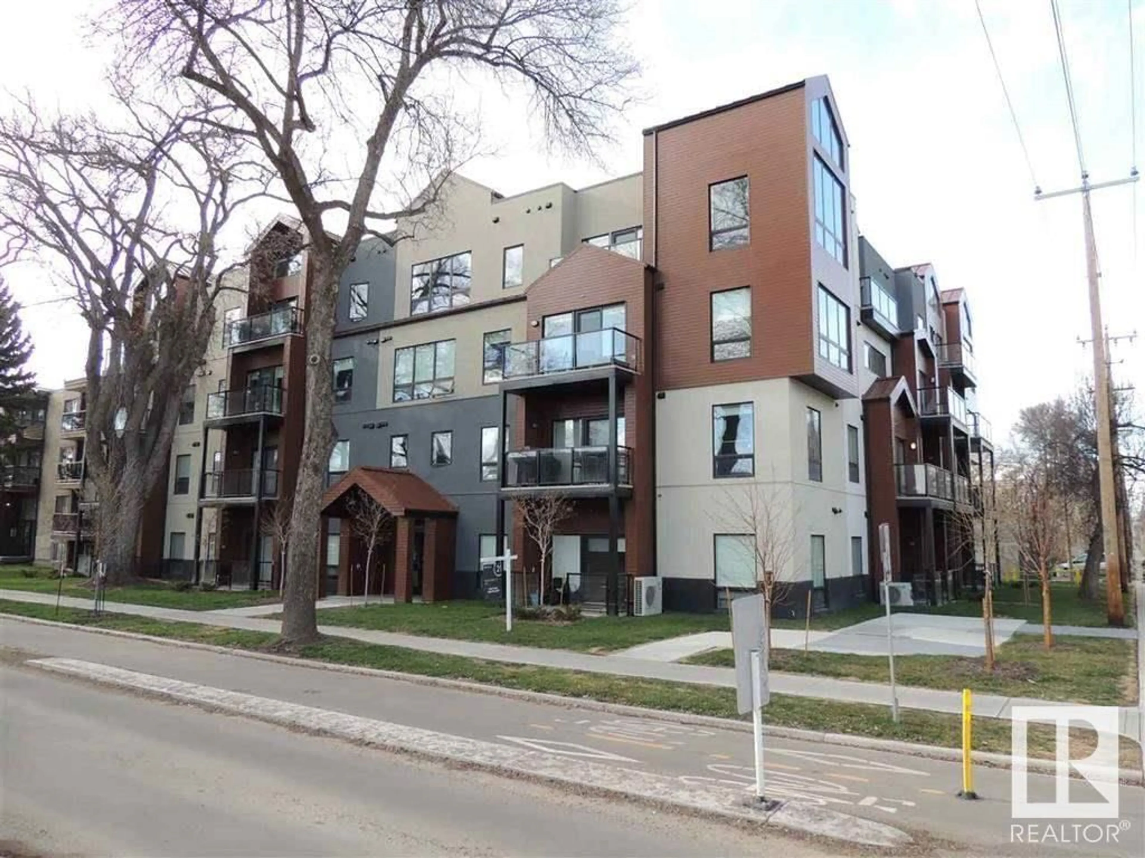 Unknown for #103 - 10006 83 AV, Edmonton Alberta T6E2C2