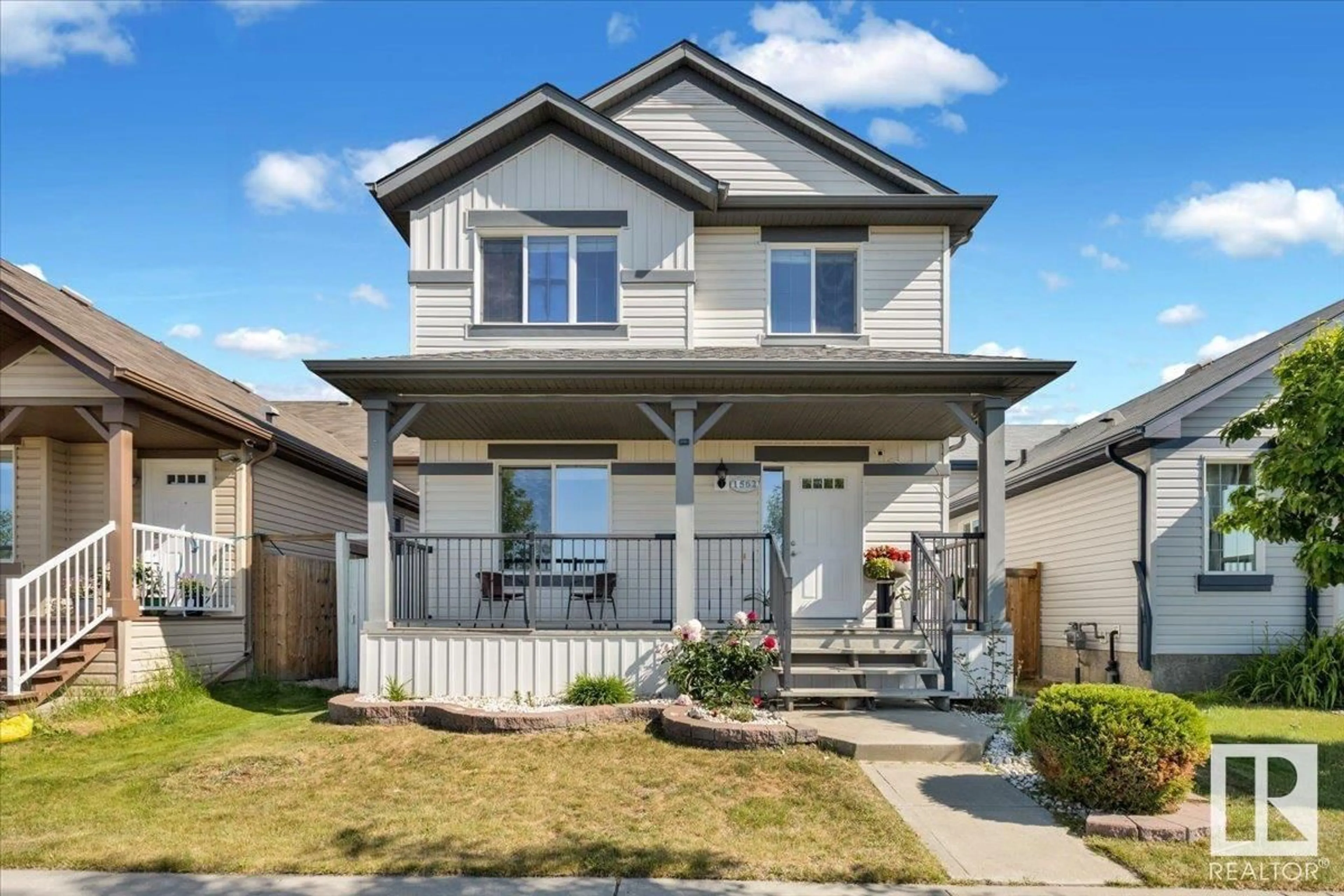 Home with vinyl exterior material, street for 1562 34A AV, Edmonton Alberta T6T0N1
