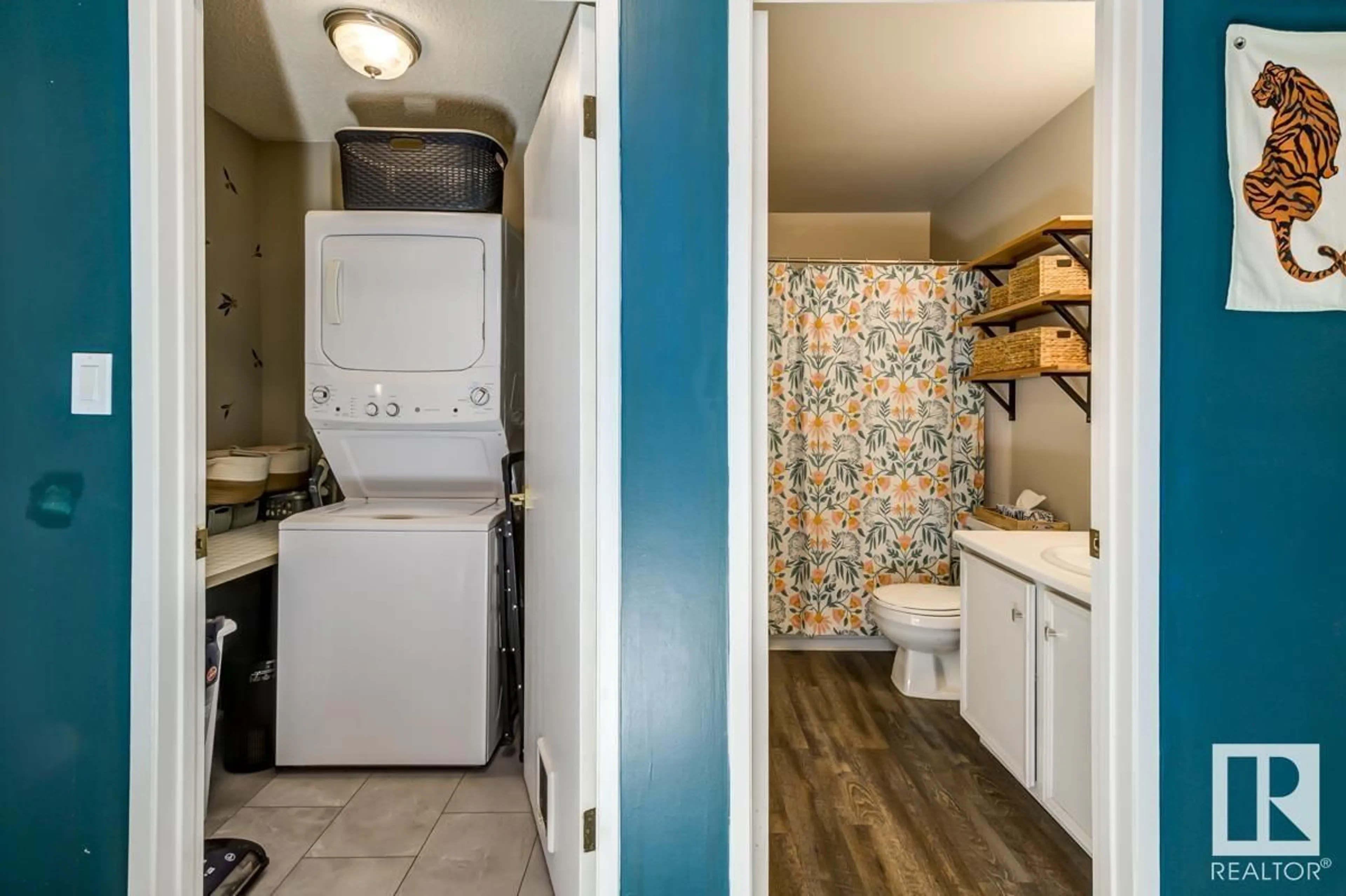 Standard bathroom, ceramic/tile floor for 202 - 10432 76 AV, Edmonton Alberta T6E1L1