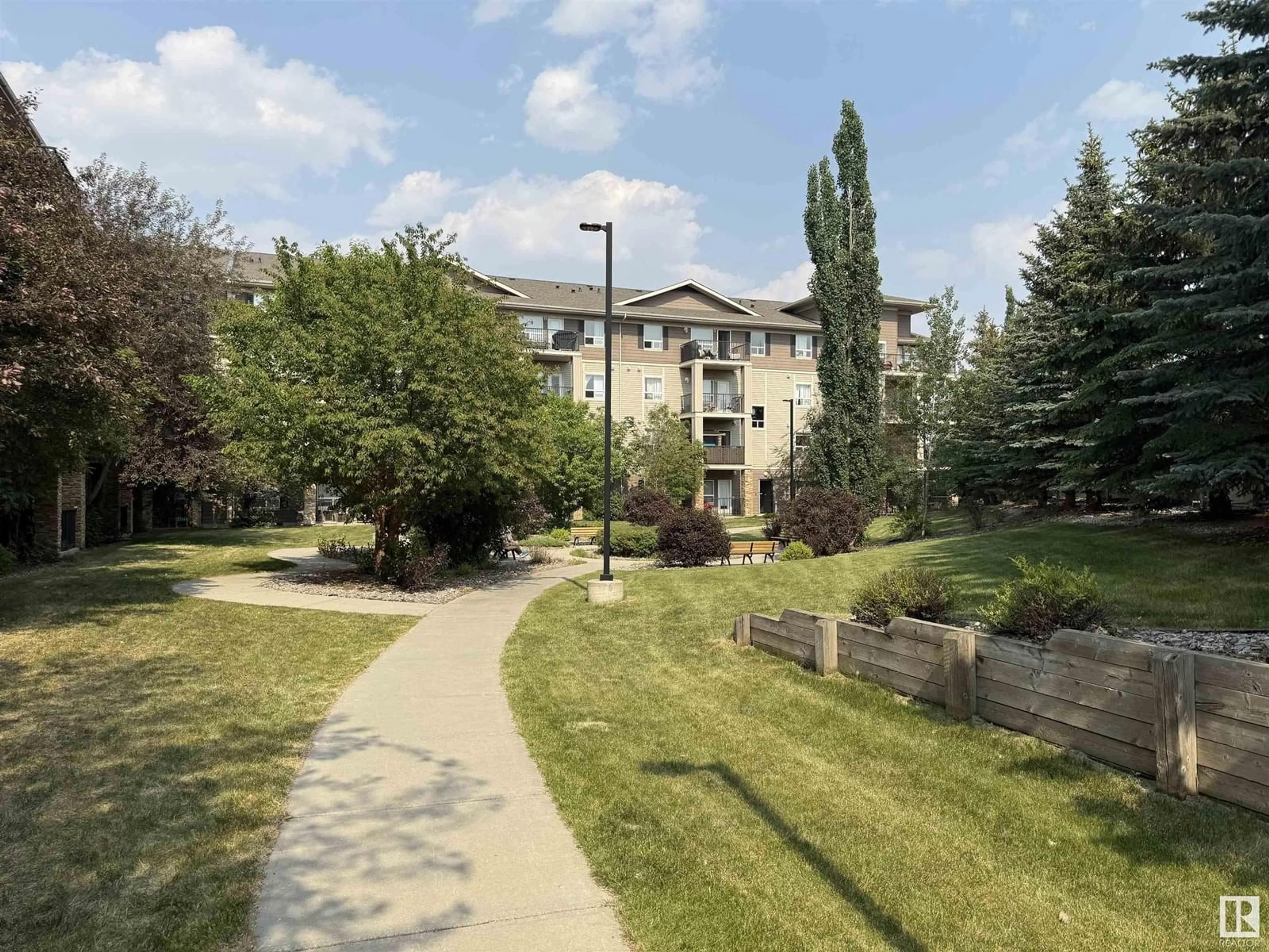 Unknown for #212 - 1520 HAMMOND GATE GA, Edmonton Alberta T6M0J4